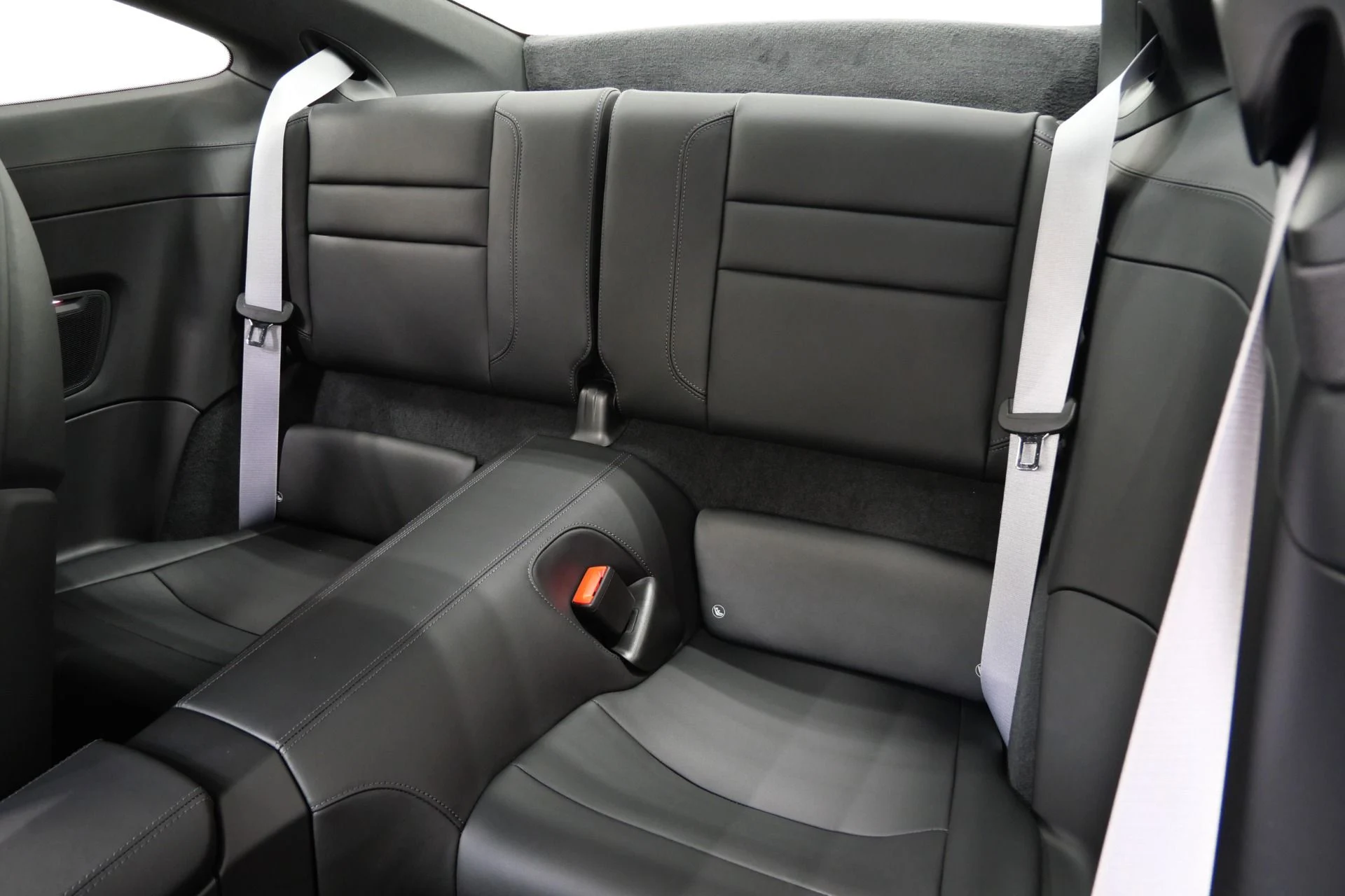 mph015_7051285_Used_2025_Porsche_911_Carrera_Low_Miles_Premium_Package_Front_Axle_Lift_1756231403_908c59f953