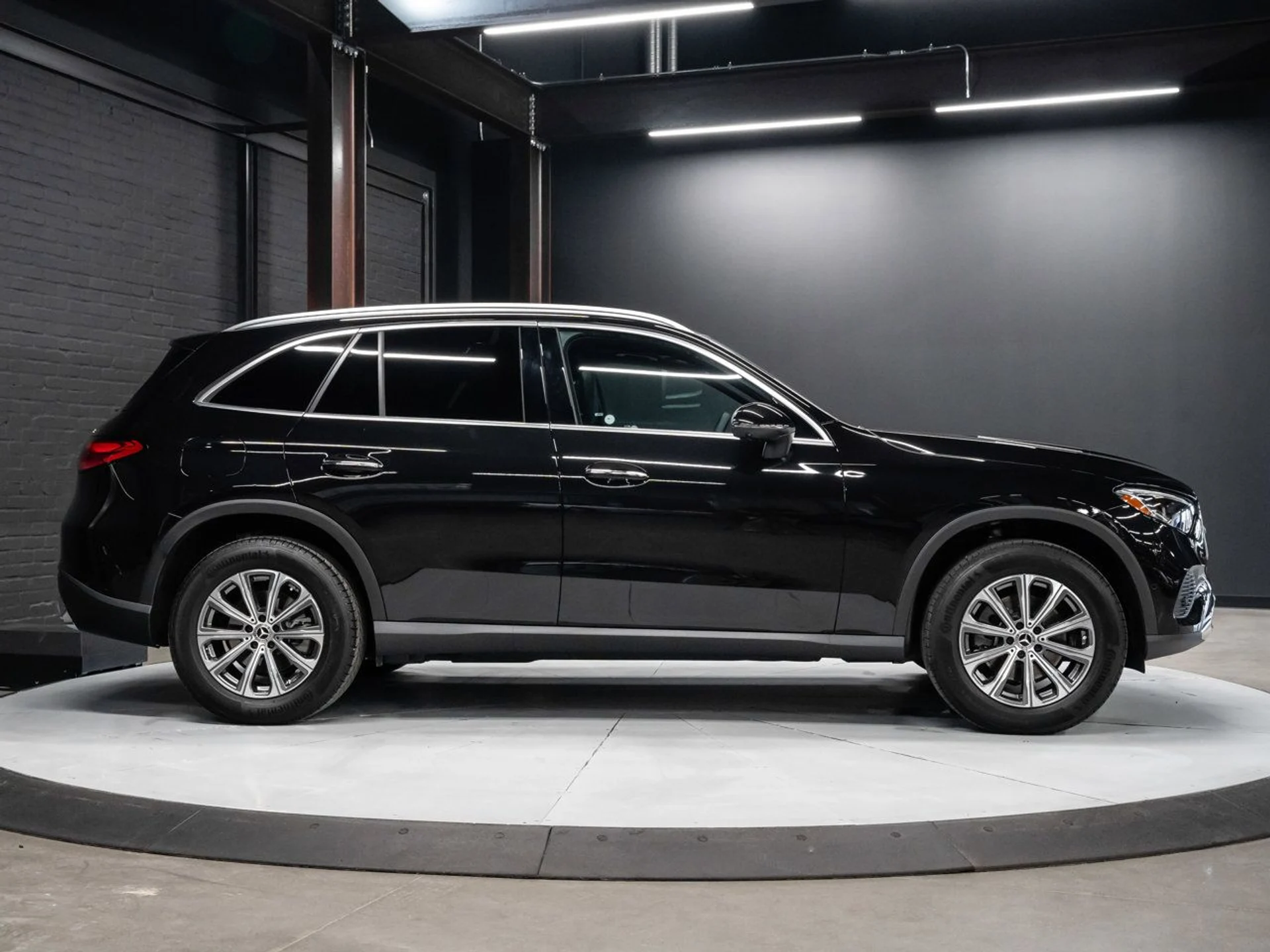 mph015_71370983_mercedes_benz_glc_2025_5e6dac8c5c