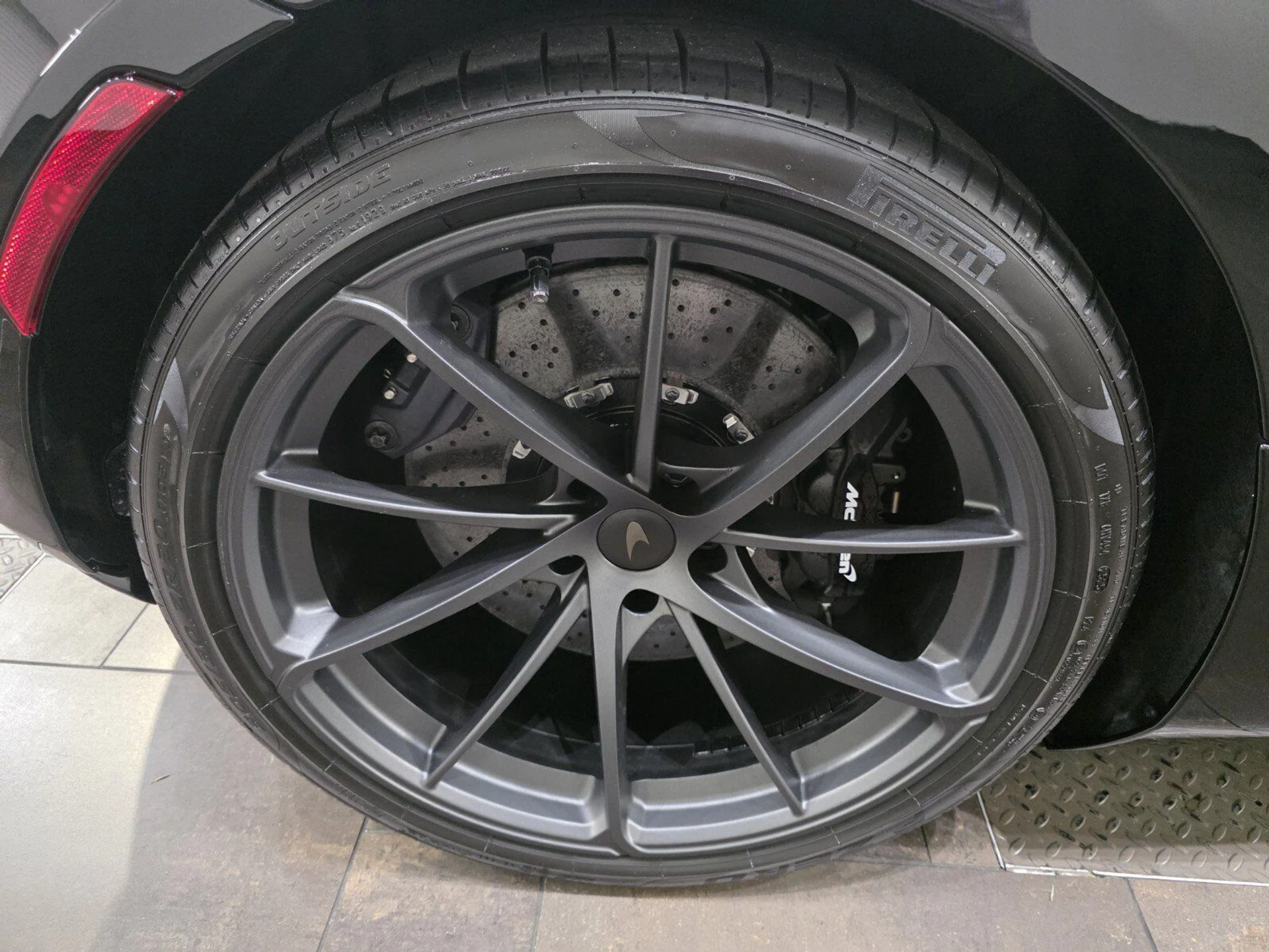 mph015_715558814_4cc049f0cede04a2a9a8edd3626f9fb9_108d2369c4