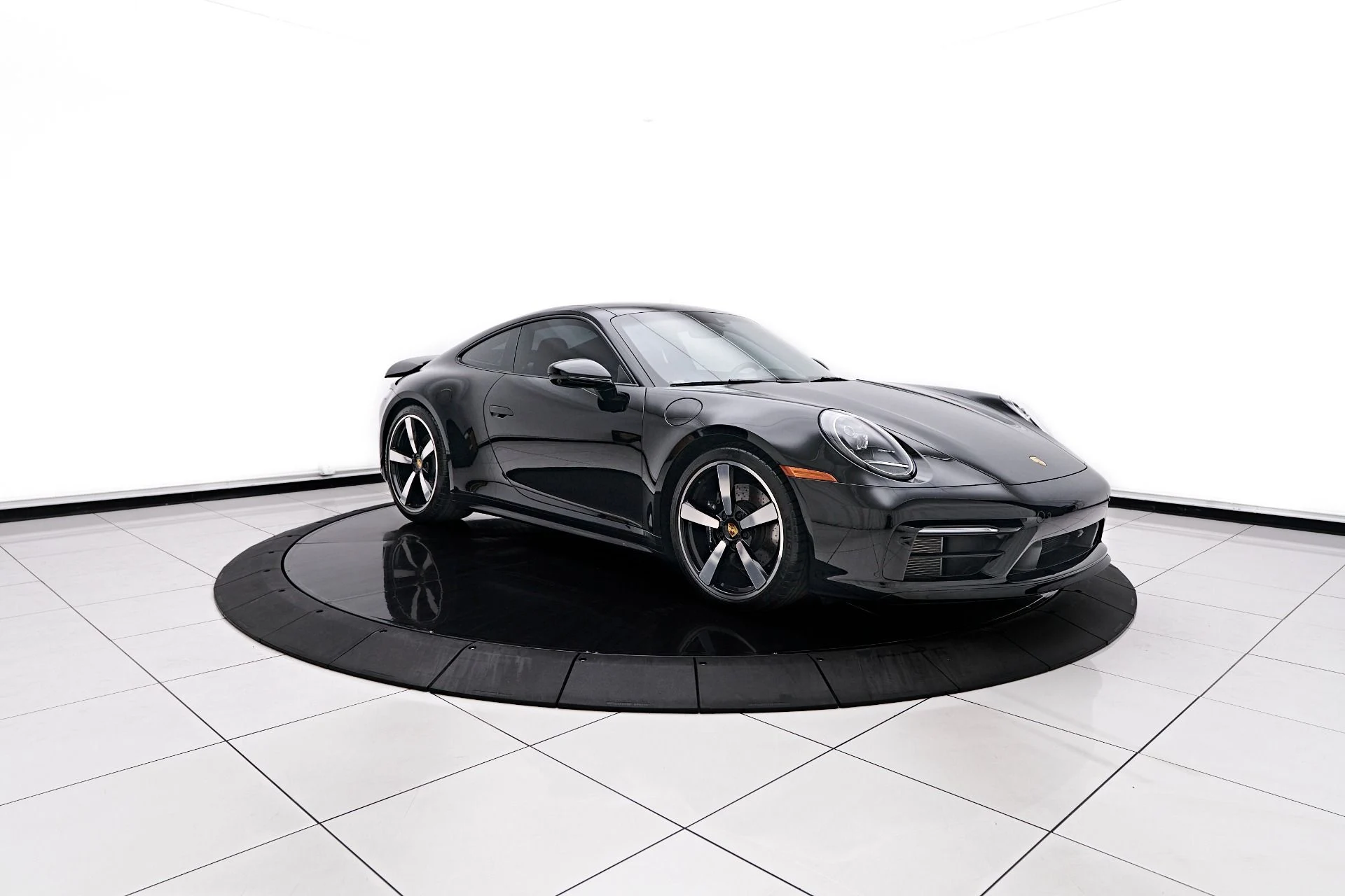 mph015_716684505_Used_2024_Porsche_911_Carrera_S_1758752805_1bbbeb26f2