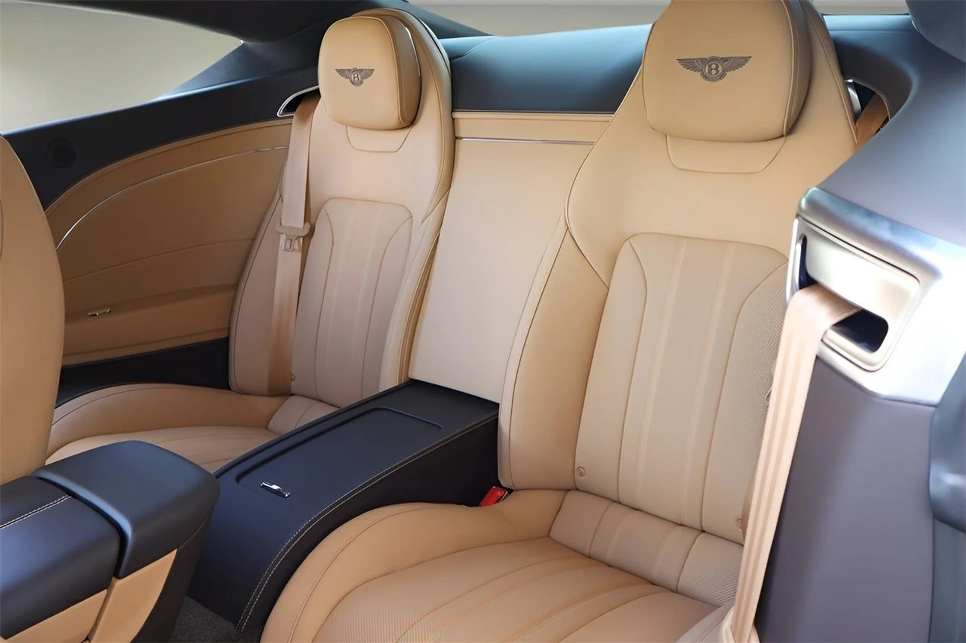 mph015_724551443_16_ac63514266