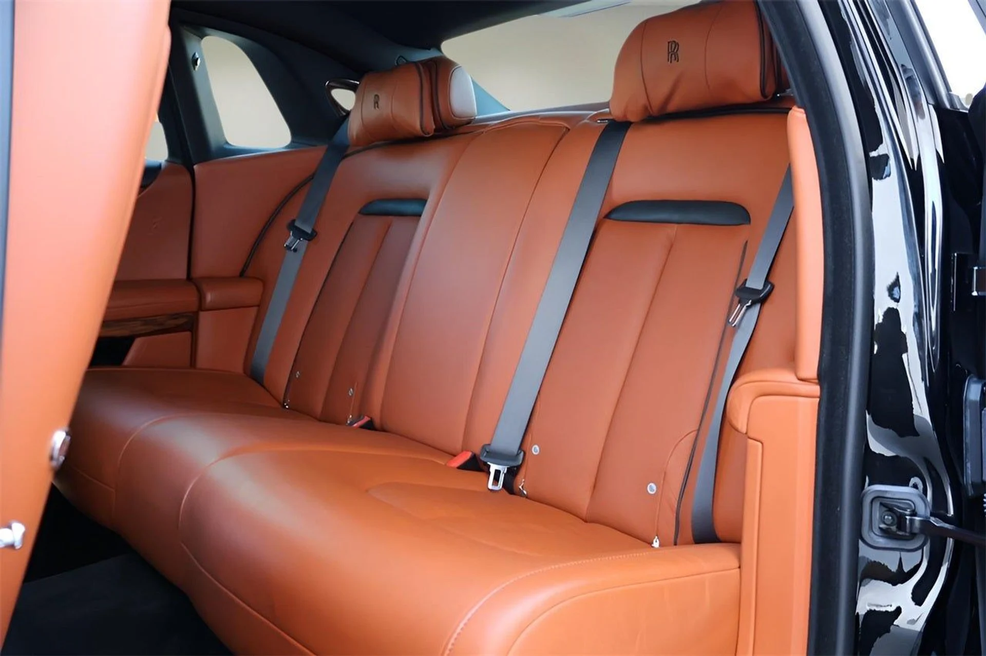 mph015_726646063_16_c1b944590c