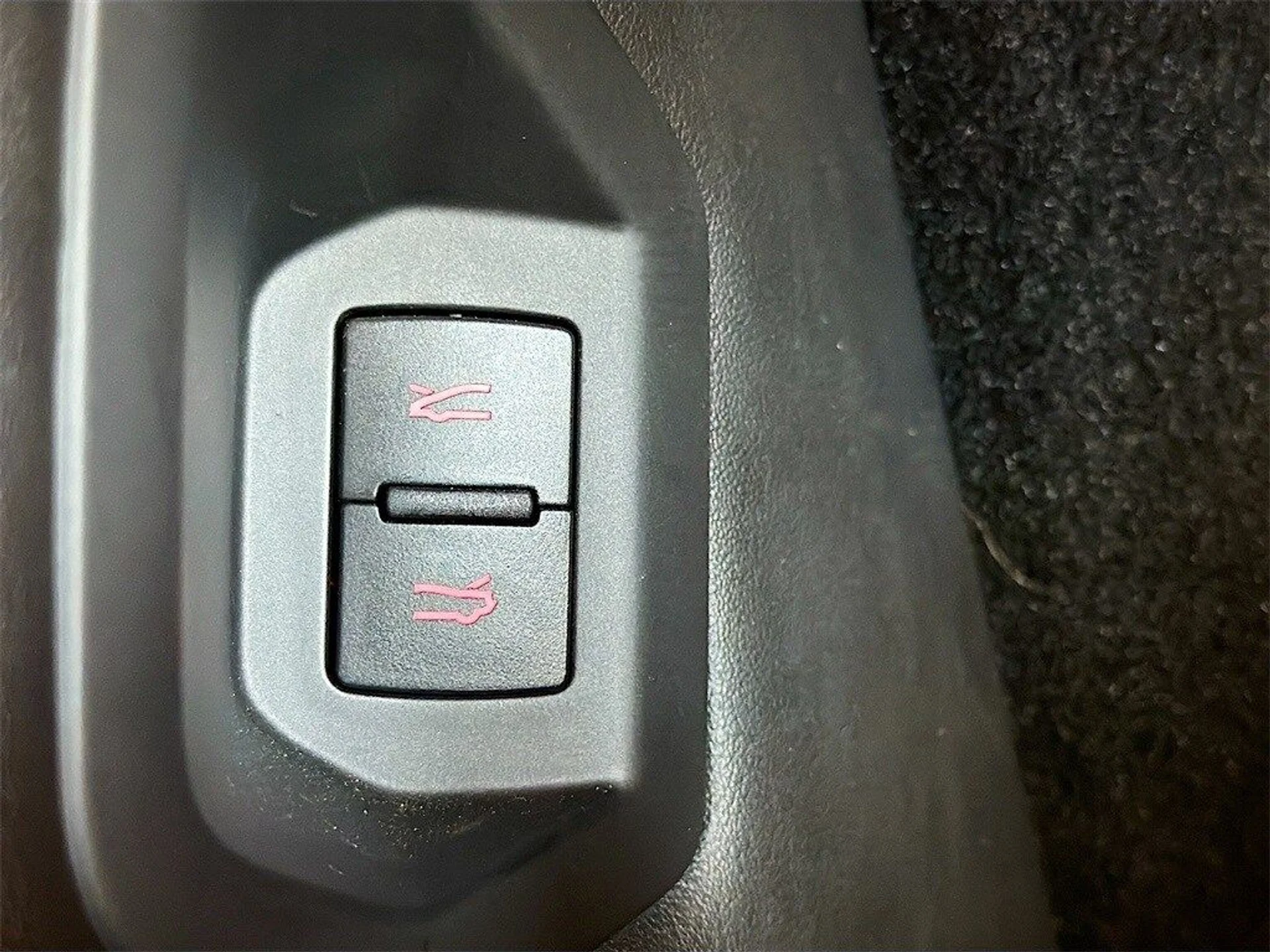 mph015_731450751_68a35e040b612366663ec97705963272x_ee2db583c8