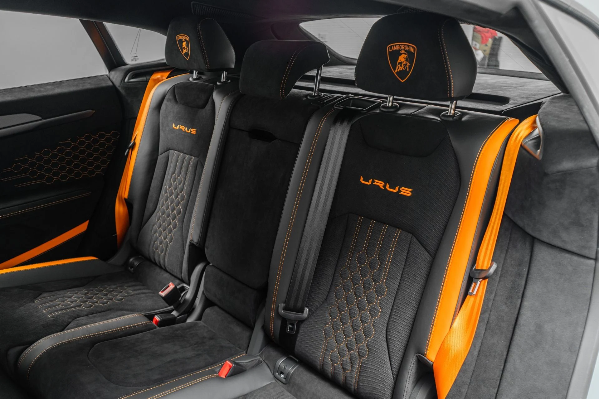 mph015_732492358_Used_2024_Lamborghini_Urus_Performante_Ad_Pesonam_Color_Very_Low_Miles_1780696041_b8c6e1daae