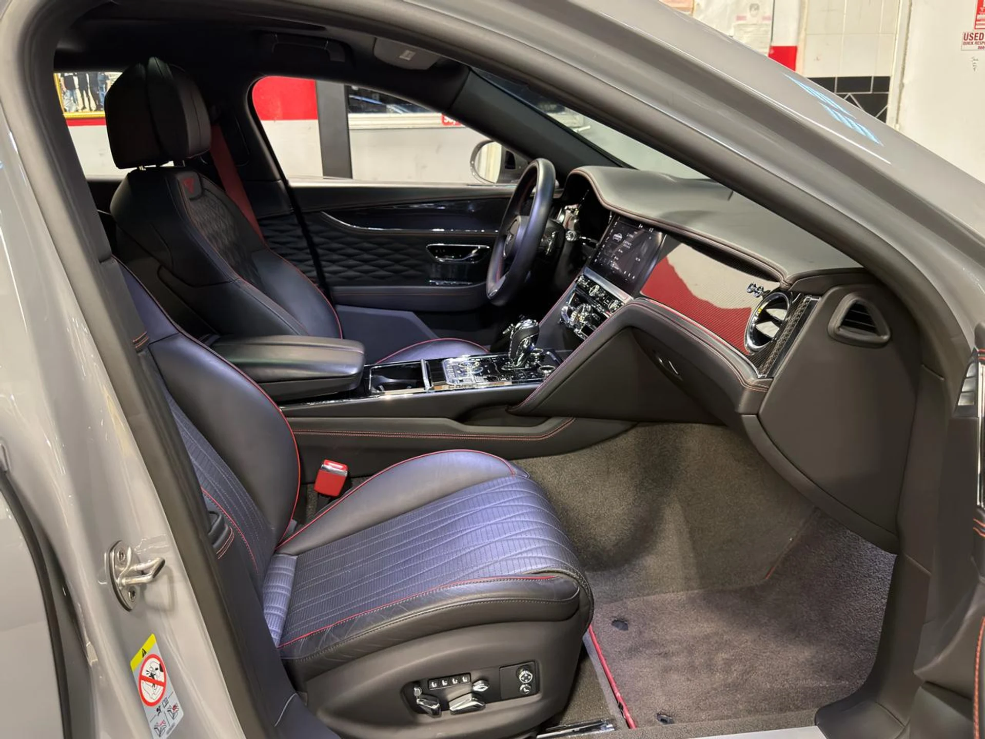 mph015_74836922_639076386092594118_58a1b73347