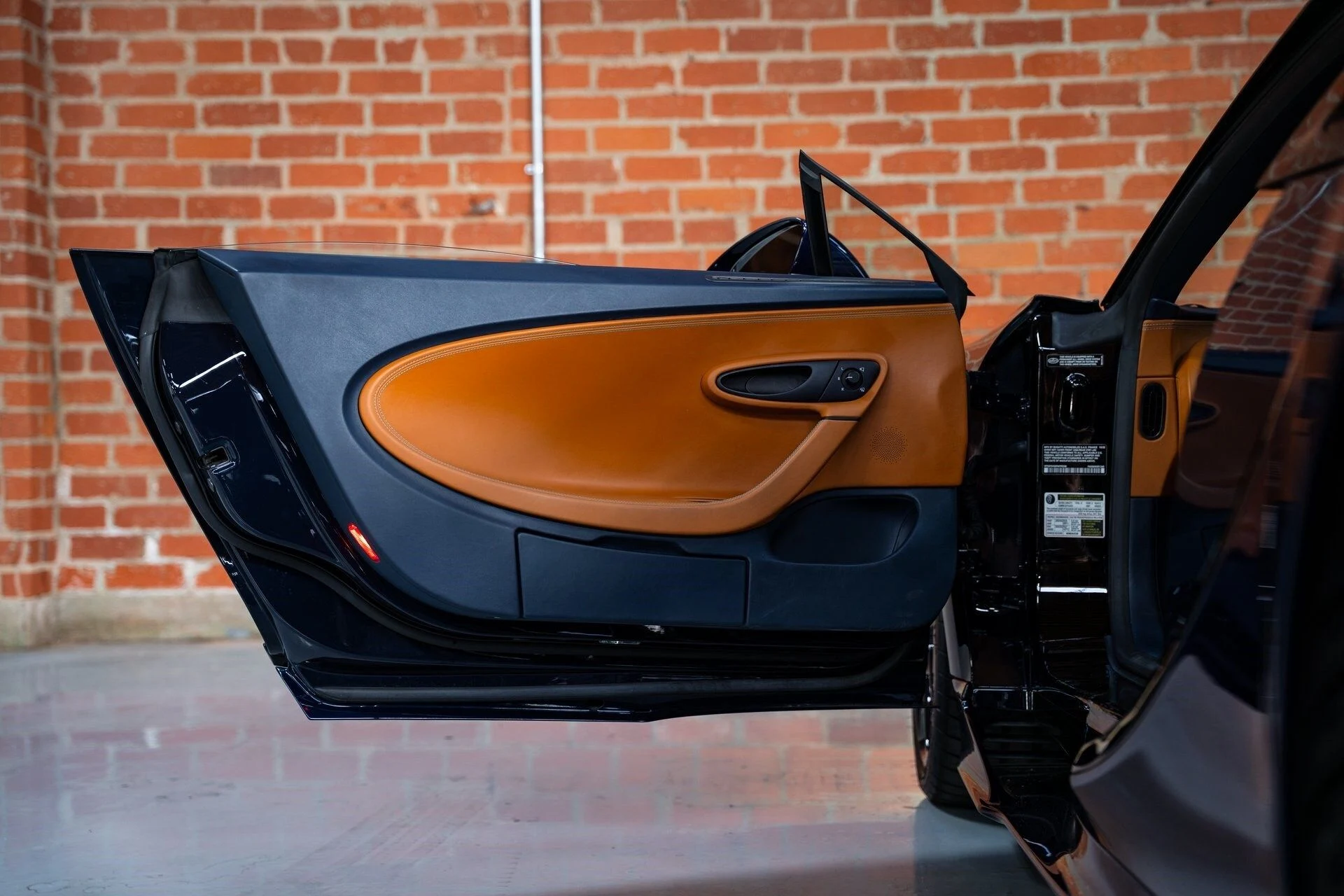 mph015_749180888_3c9374273cb2e2b59346ef92c810ba28x_7dda2cadfa