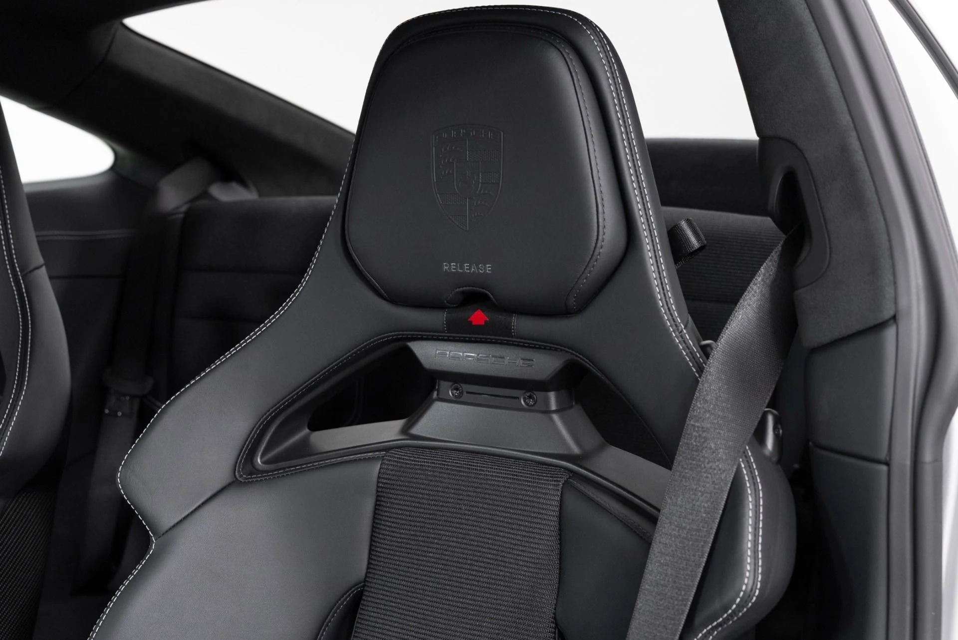 mph015_752384507_Used_2025_Porsche_911_GT_3_Touring_1758929792_87fc2f9db3