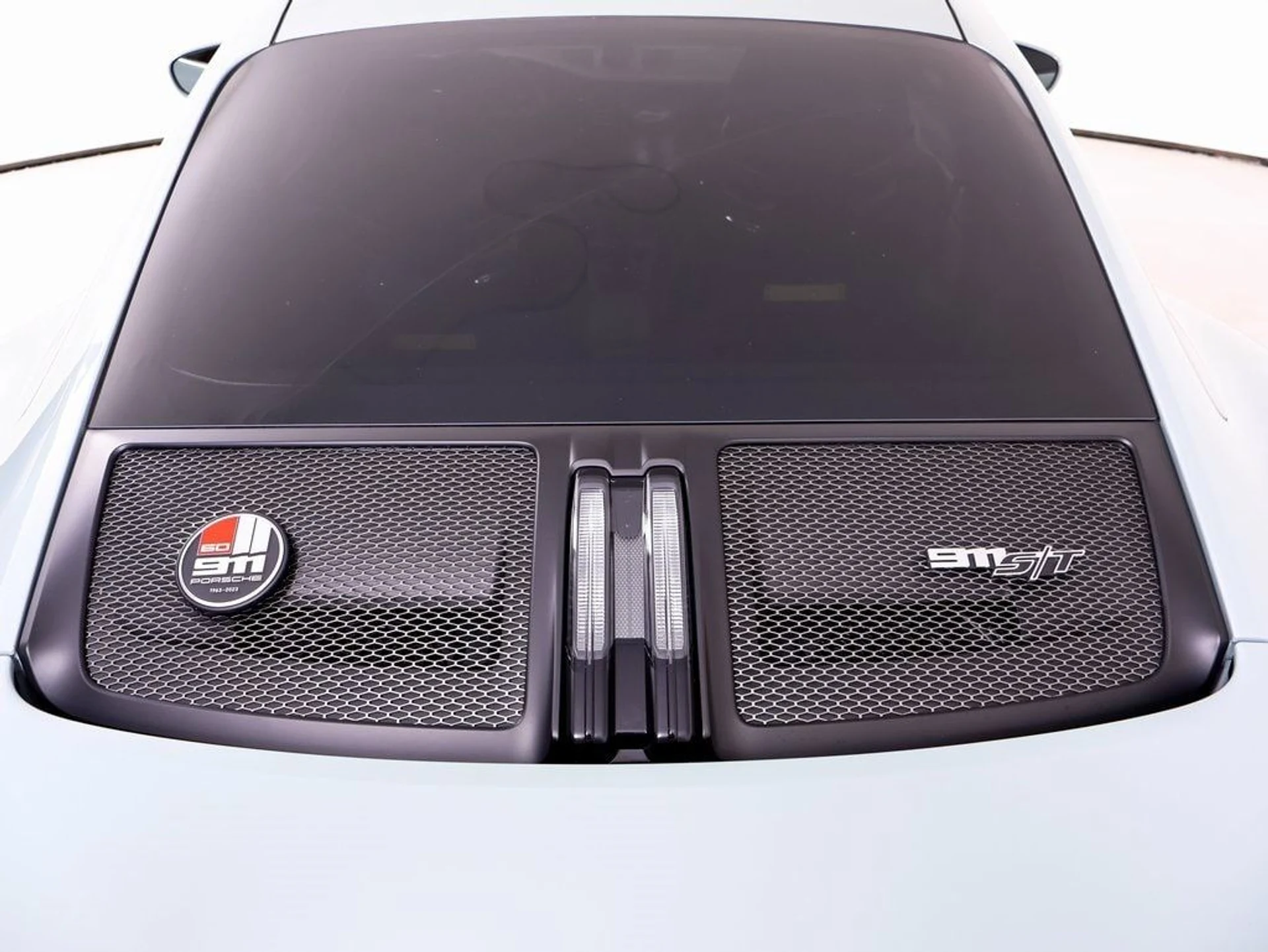 mph015_75288535_b54da9bb8bb98765a79a8f514b9703f0x_28e7944117