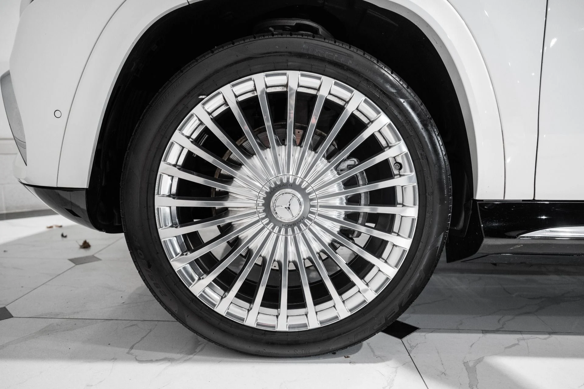 mph015_753528381_Used_2022_Mercedes_Benz_GLS_Maybach_GLS_600_1761673208_dec313110d