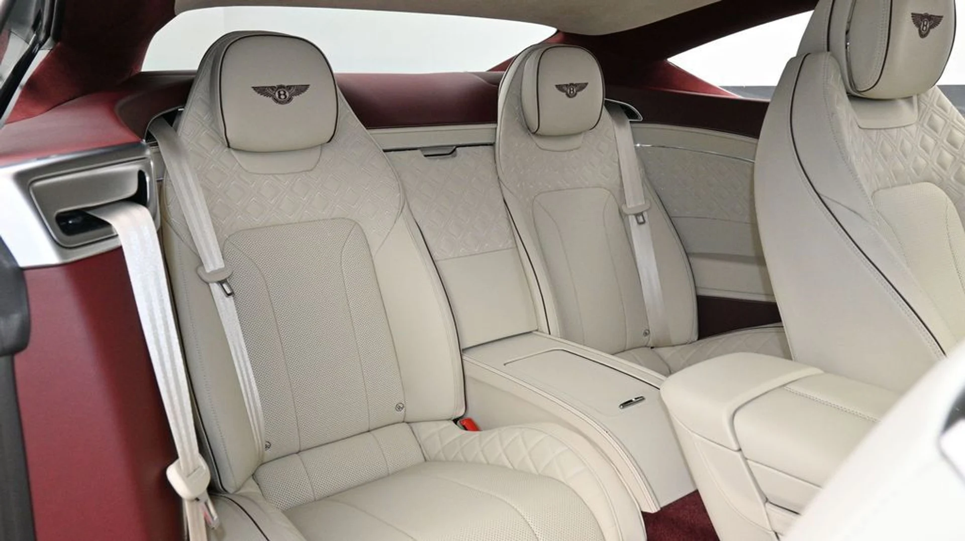 mph015_754362808_fb13a87cb57281bc49a853c522f98dbcx_f53b88f753