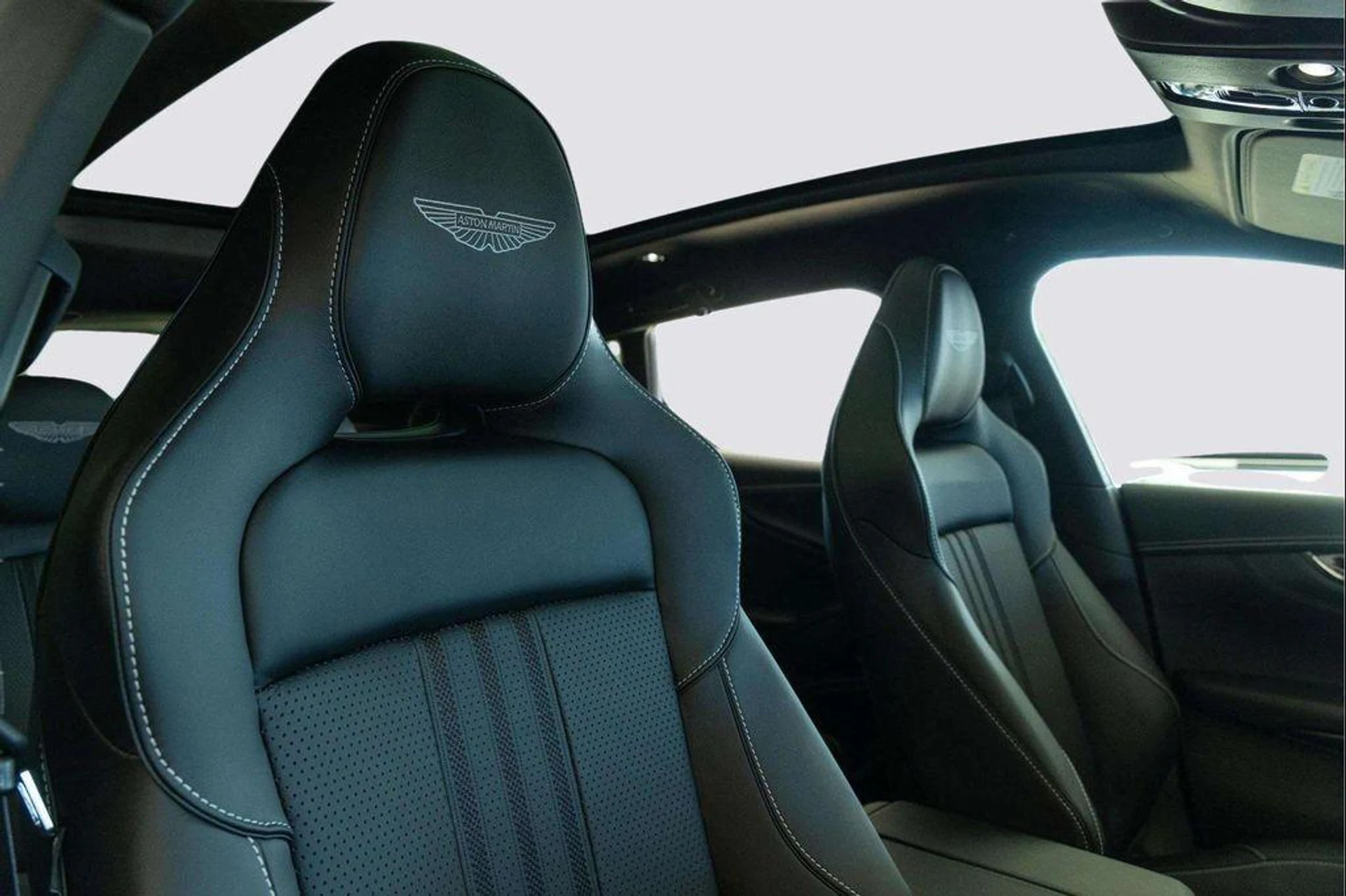 mph015_756034231_m_F_Hx_Og_Bjic_Q_Tcn_GM_8_Ubtv_8034_47e8d24b92