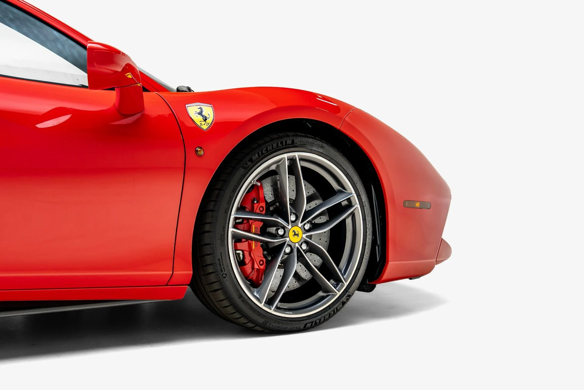 mph015_763894237_Used_2018_Ferrari_488_GTB_1785446191_334bdbff4a