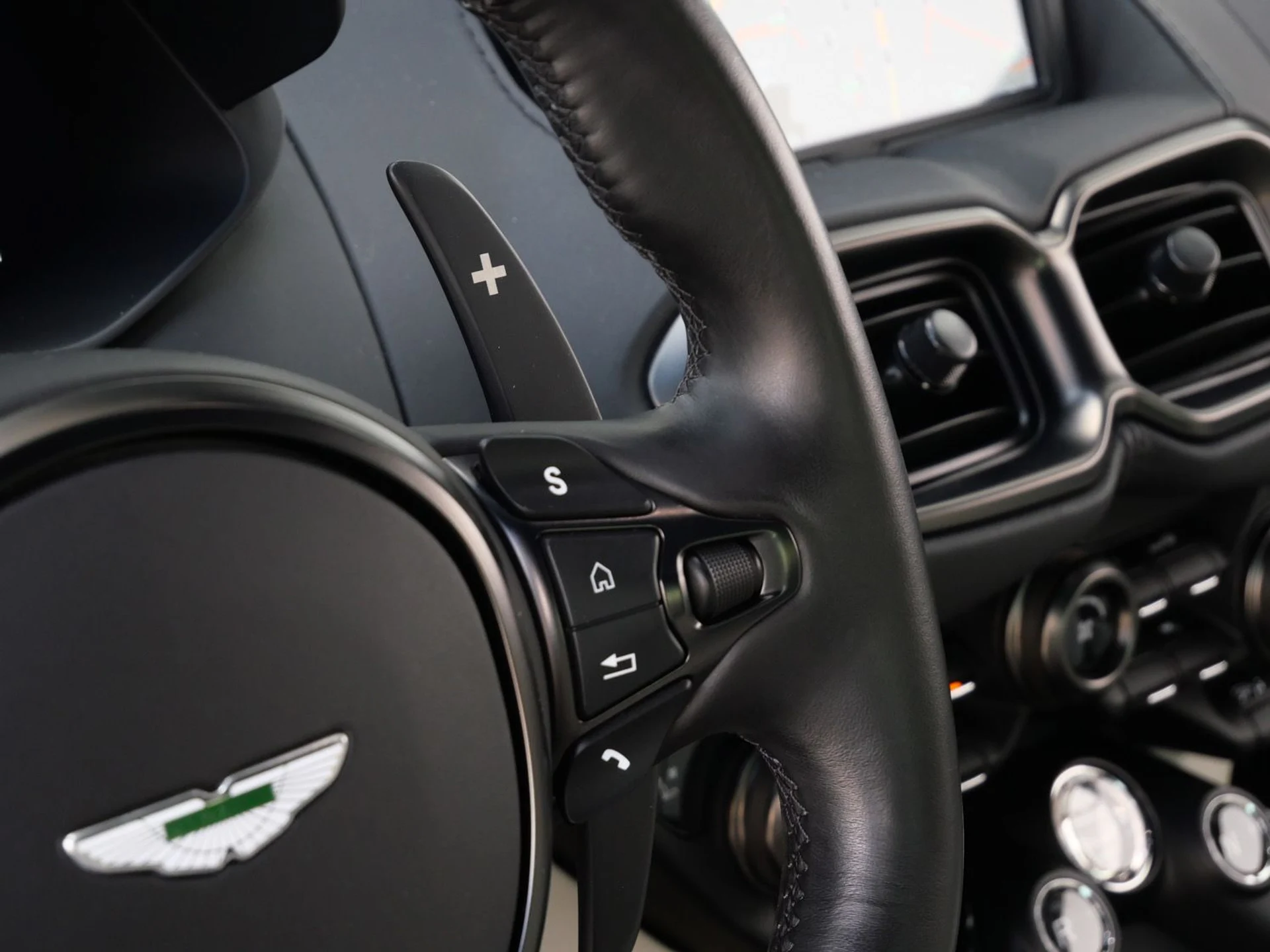 mph015_765903789_7bc4806b52a08f12c00df151bf14f6b3x_ac24082c54