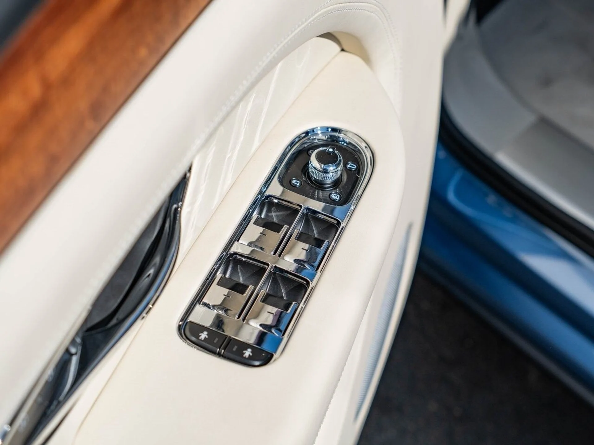 mph015_773882137_a7f3b66aa6d9b32bc91f471b82e6b735x_632c772ddb