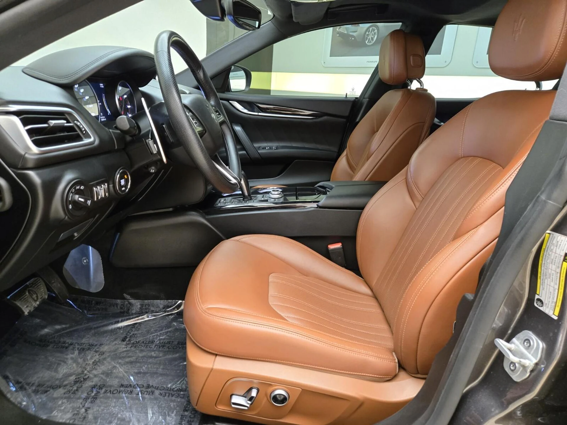 mph015_775770267_Used_2022_Maserati_Ghibli_Modena_1763108987_a1487aa66f