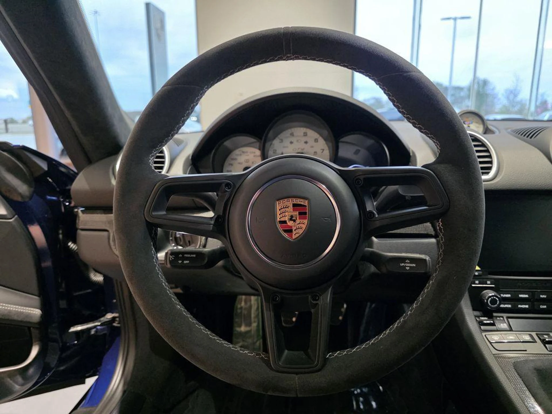 mph015_778192912_7_GEH_Aus_I_Ar1c_G2jwu998_Zjl_Go2c_8f5f8ddb61