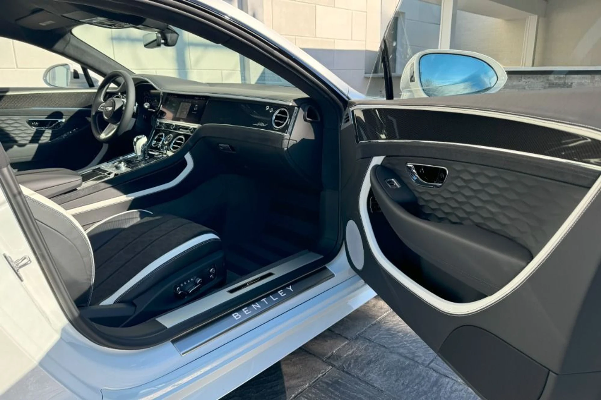 mph015_783181022_Used_2025_Bentley_Continental_GT_Speed_1775062902_242ba2a6ce
