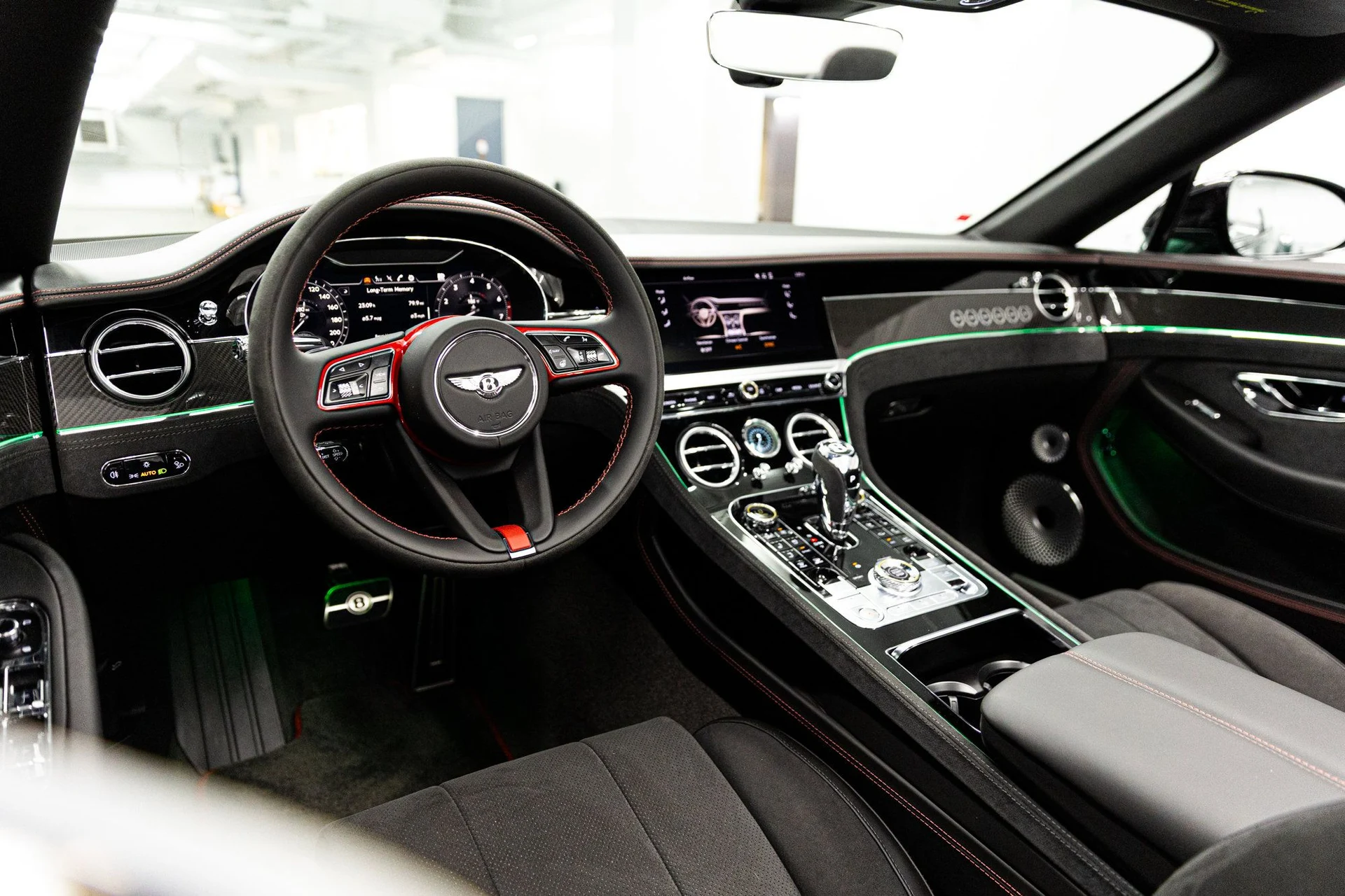 mph015_79312949_4d42d5097bf5059957394eeb51089832x_dc106da001