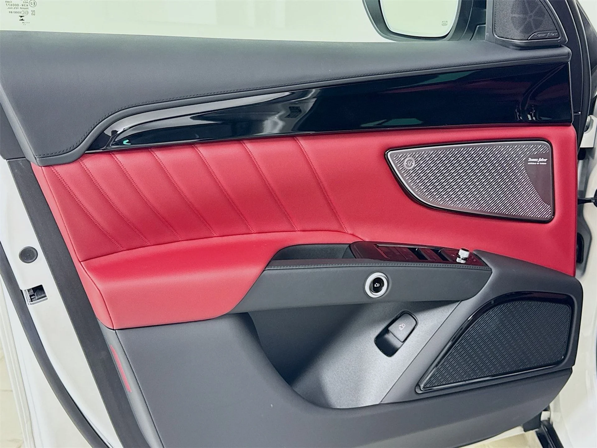 mph015_79996948_37ae8fc34566e66305fdf29678ec995fx_eaecaccbca