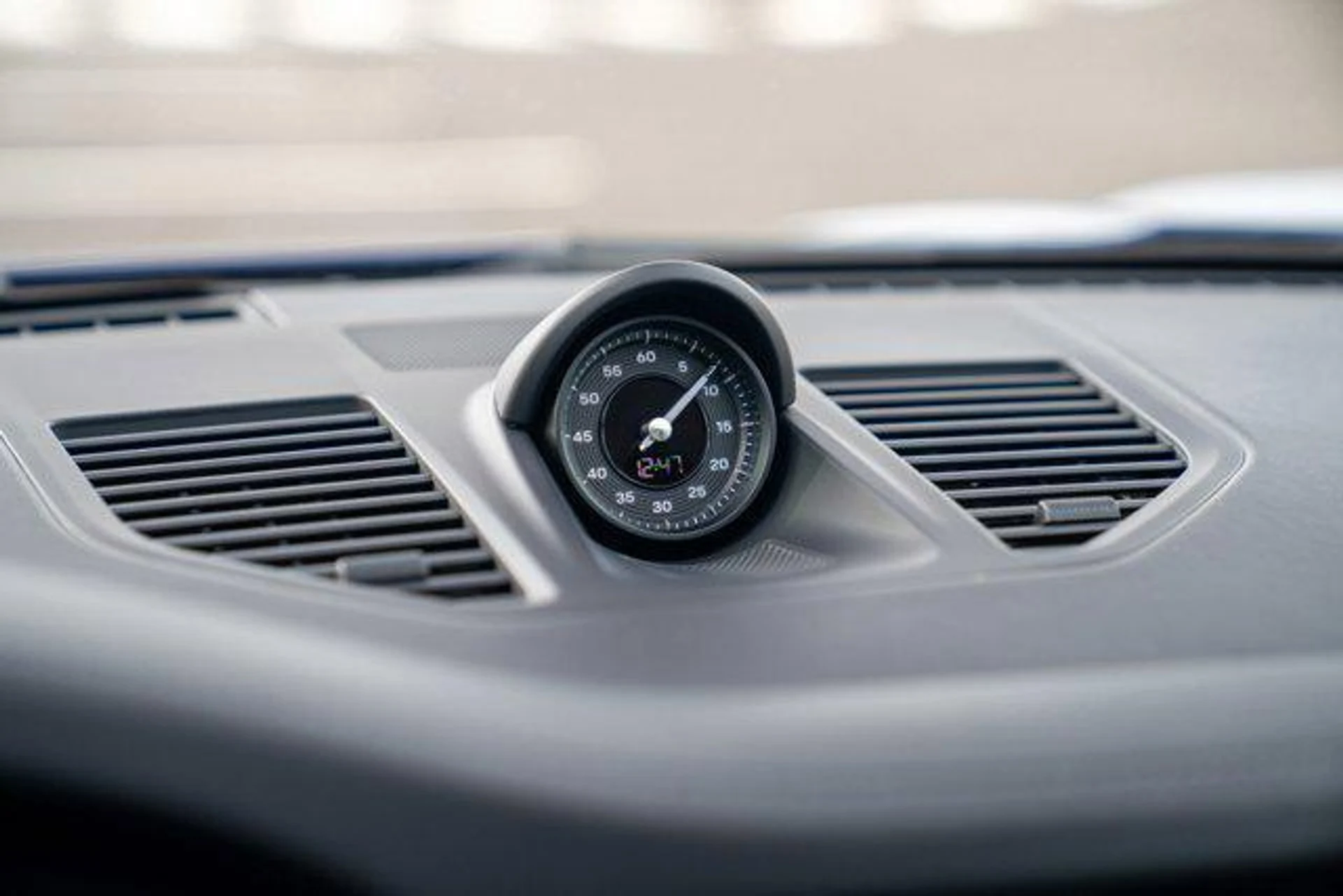 mph015_812662469_m_N1jxr_J_Ox_GIYGR_0p_J_Cs_Yq0y09_Fo_1948c878a4