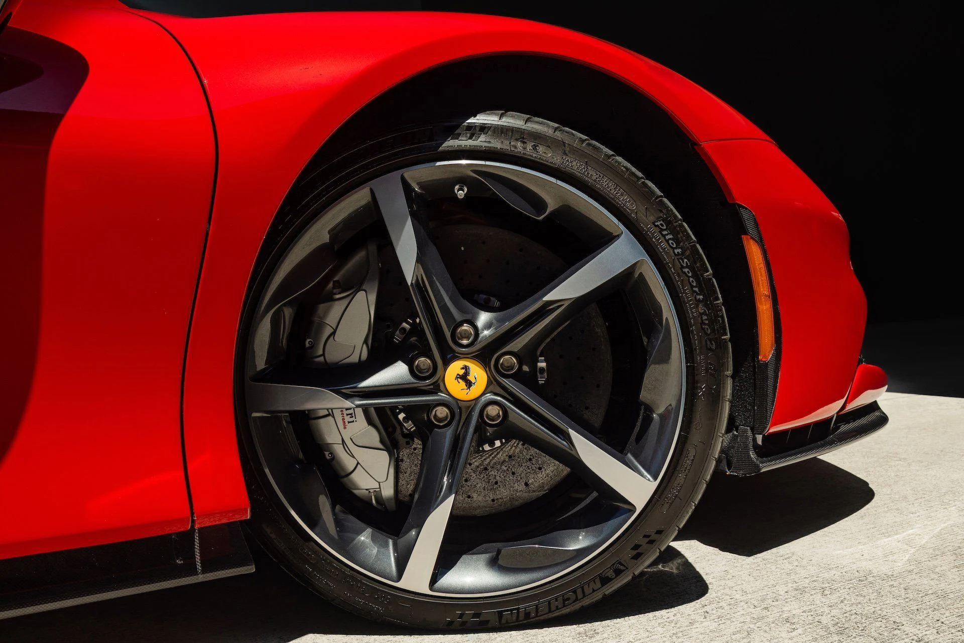 mph015_813435503_e509ce42afba35bb8513629358456591_f7de5c76b9