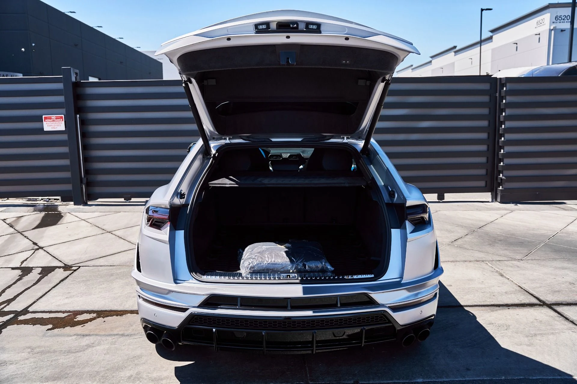 mph015_815567102_Used_2024_Lamborghini_Urus_S_1775866701_992ba1cd72