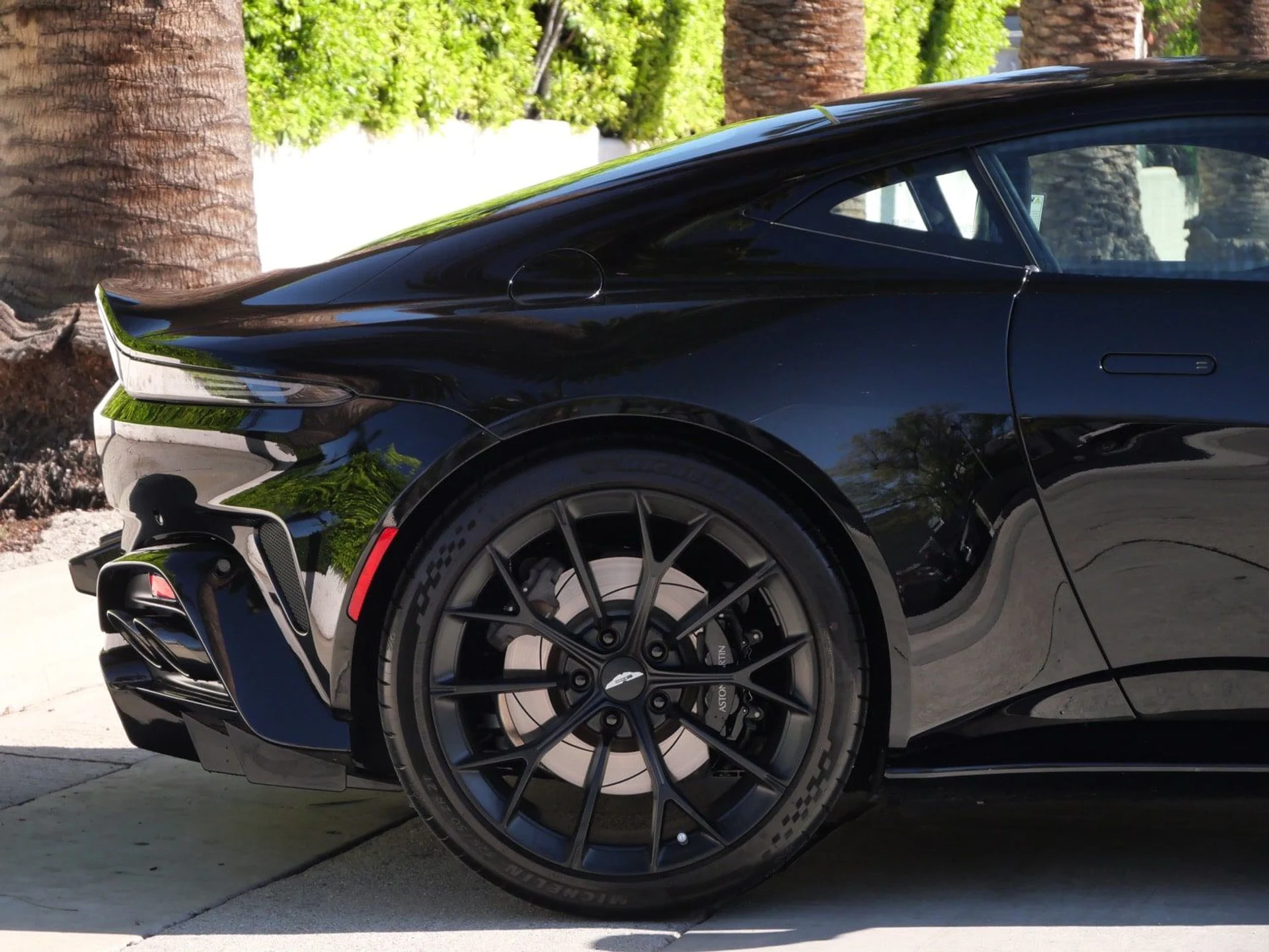 mph015_817352332_cf8cafef93594f1d9ed3d45b80c04b6a_bc1390ee0c