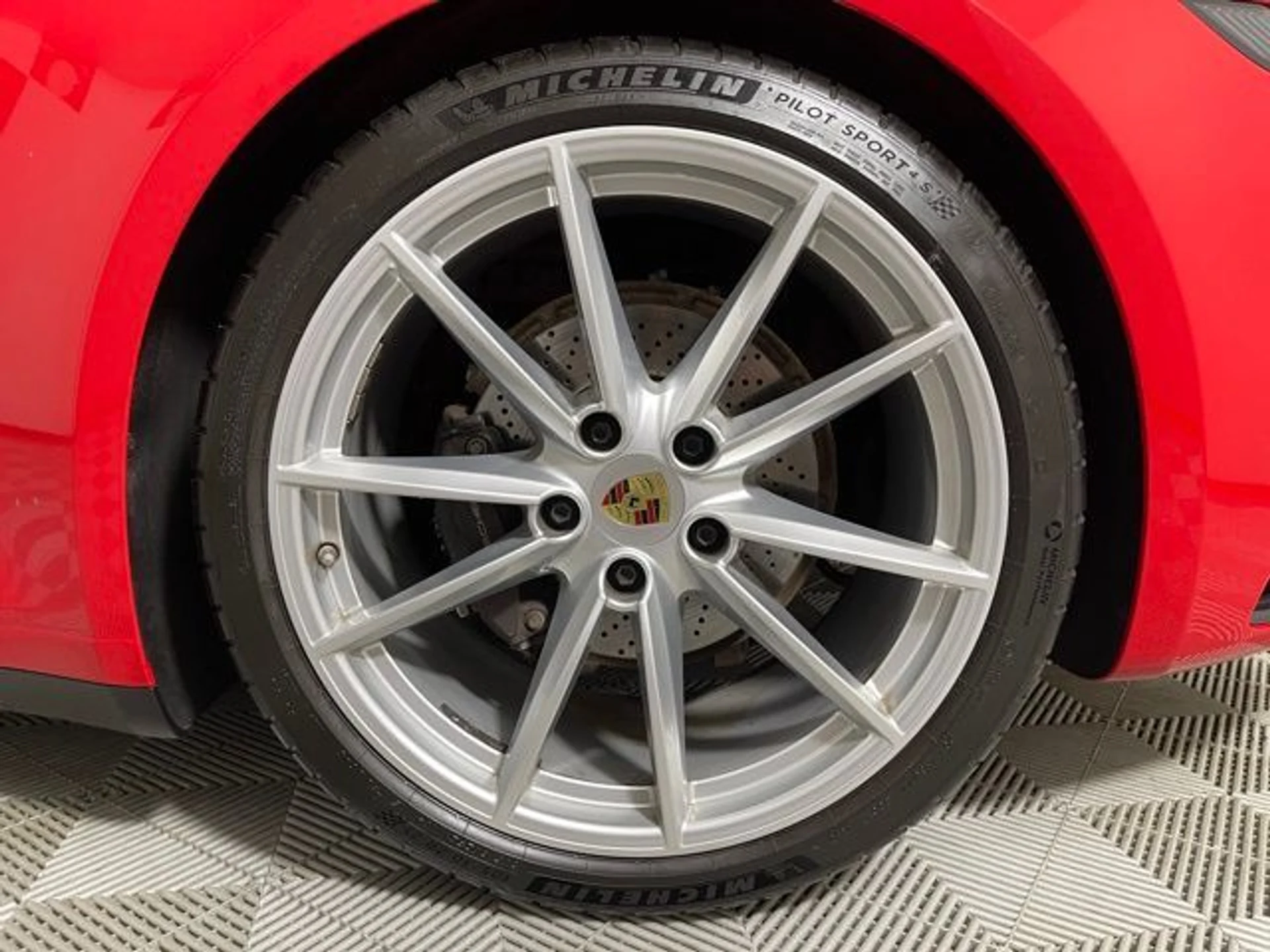 mph015_819365785_8dfa131f71eb6078f1239a0d16ade091x_5acb33ef23