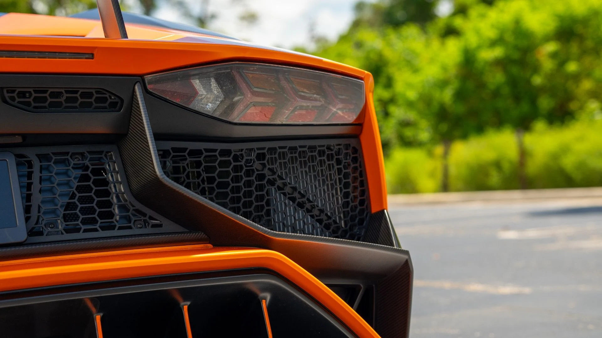 mph015_819379859_Used_2017_Lamborghini_Aventador_LP_750_4_SV_1750200033_37f88dc0b9