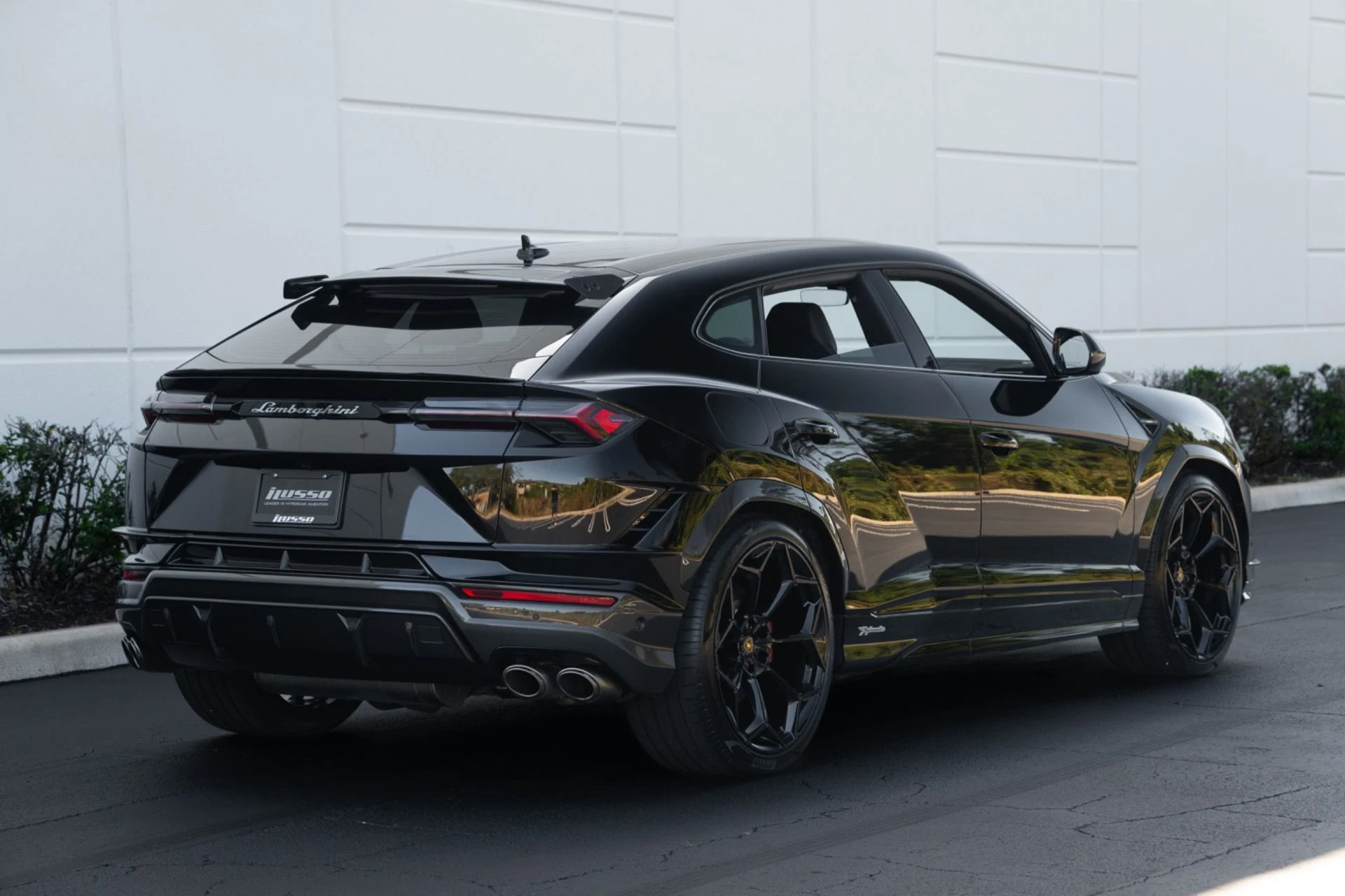 mph015_821001338_Used_2024_Lamborghini_Urus_Performante_1770940170_f2584c58d4