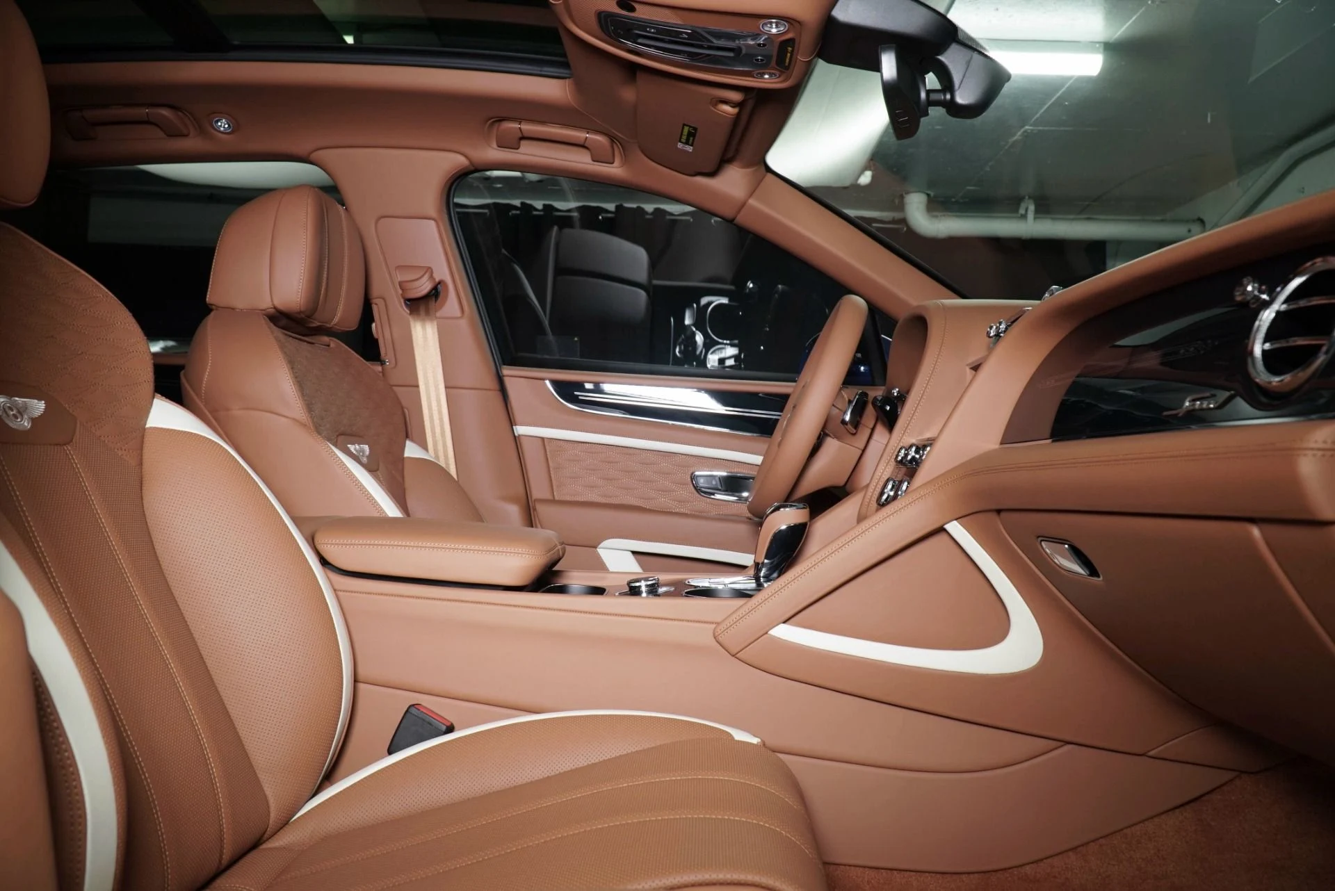 mph015_825857957_New_2026_Bentley_Bentayga_Speed_1771893076_9ad49bb6bd