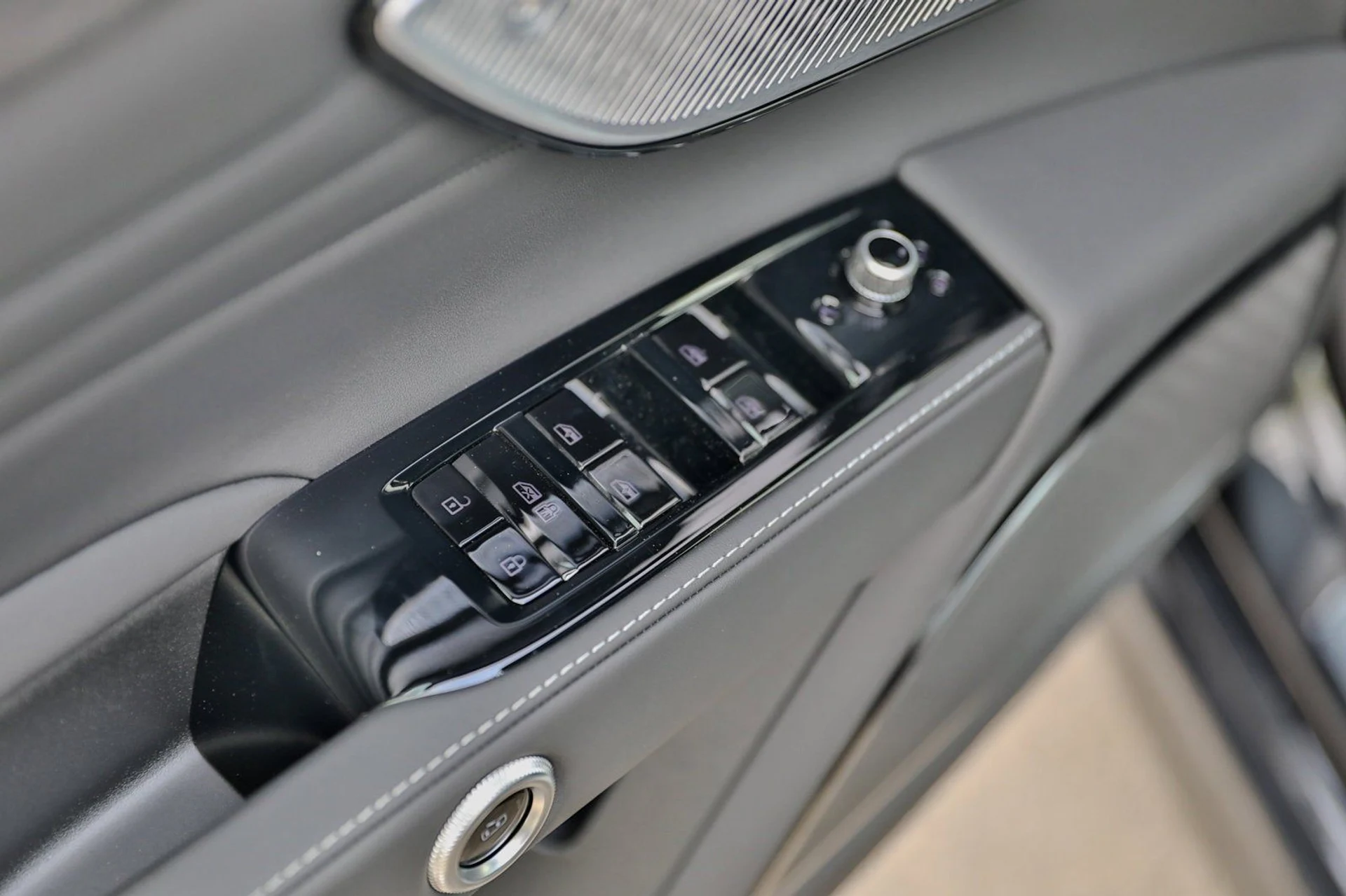 mph015_826218719_95c2994c3a6344d99e6c28a435792188_e6871d904c