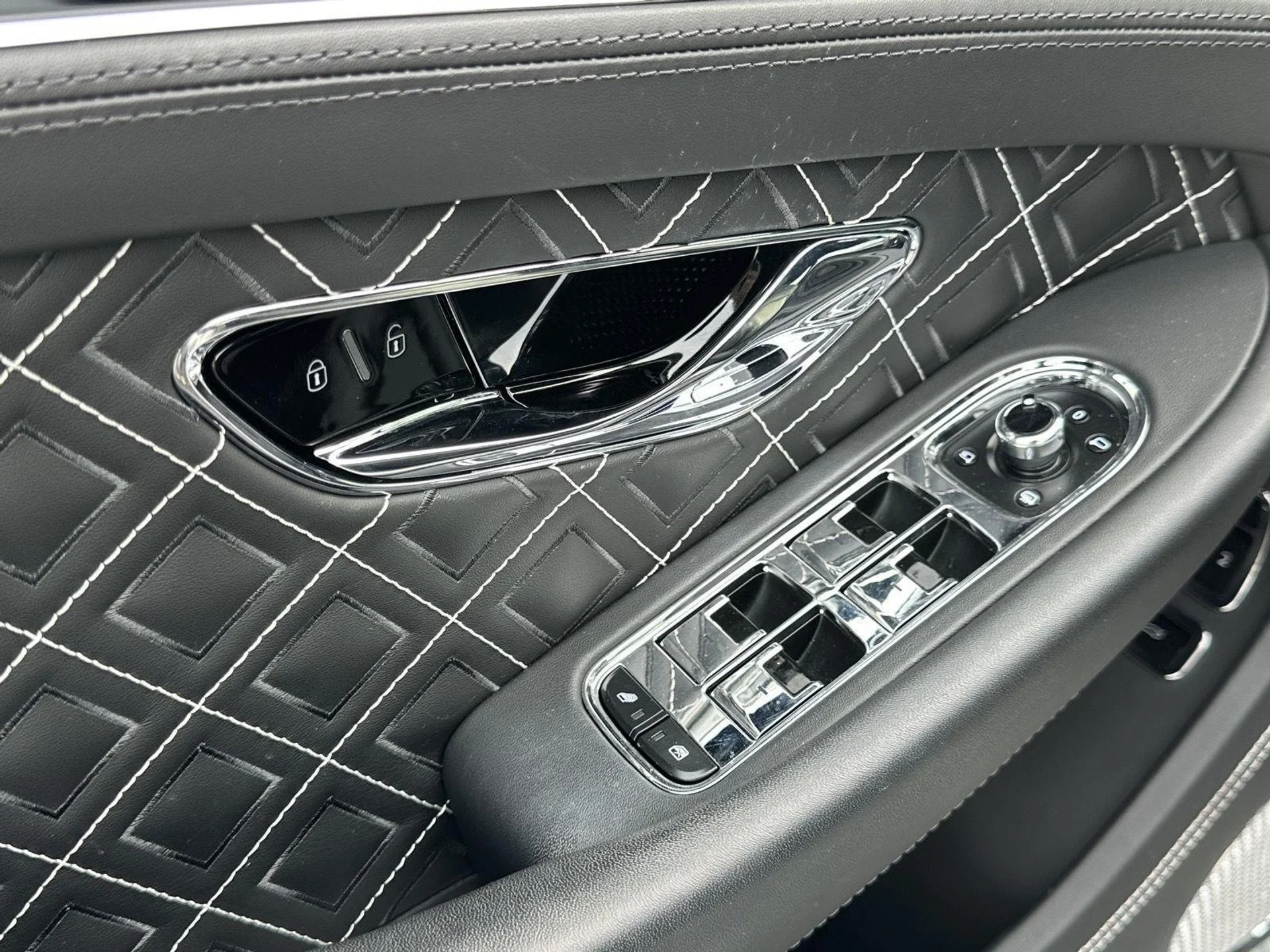 mph015_831966440_e61a76d5951fb508a06ac2cc6d5cfa9e_0bbe8e1b9a