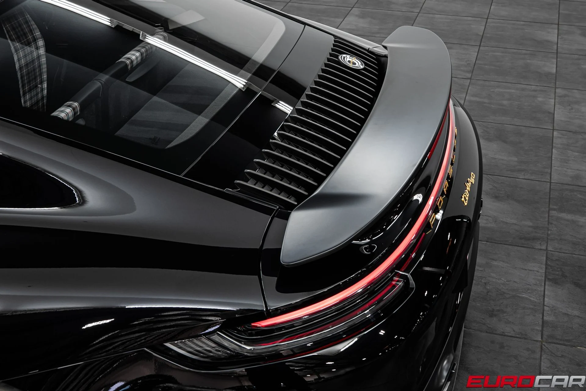 mph015_834281265_3c1ee6f6_17c2_469e_b825_f4d31bc5af92_7169564263