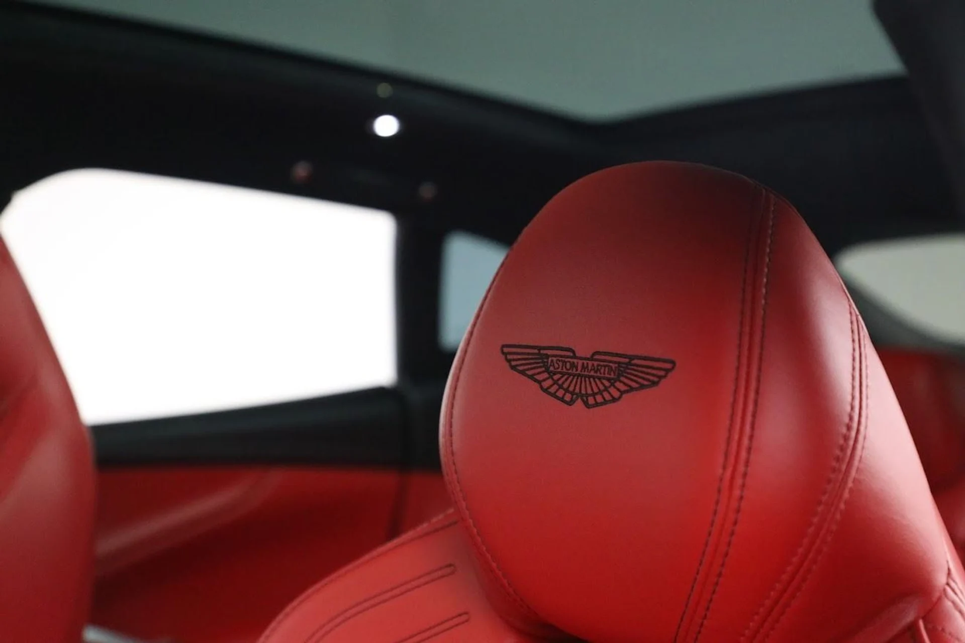 mph015_835899043_Used_2021_Aston_Martin_DBX_1785417745_0a7facfcbb
