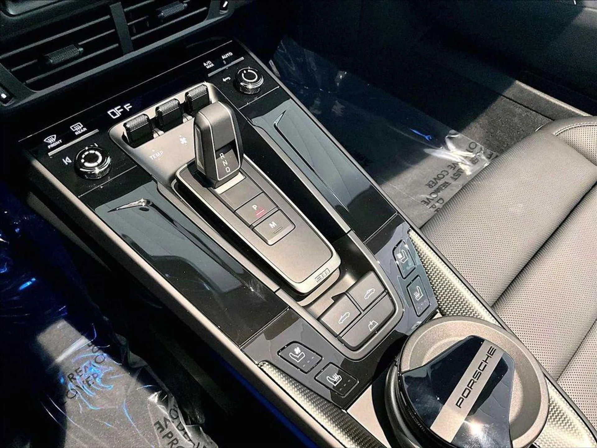 mph015_841544130_y_VU_Om_PVF_9_Crt8_Jw_T8jkb_QF_5mf8_cde39c24a1