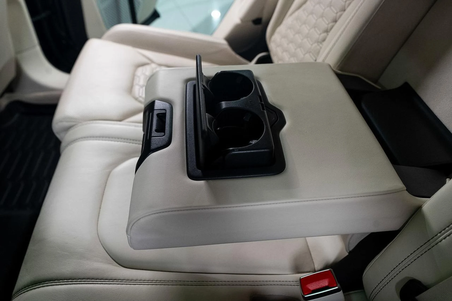 mph015_84528680_c566f8170a74c850ce52e603a191e36a_64567c9a7e