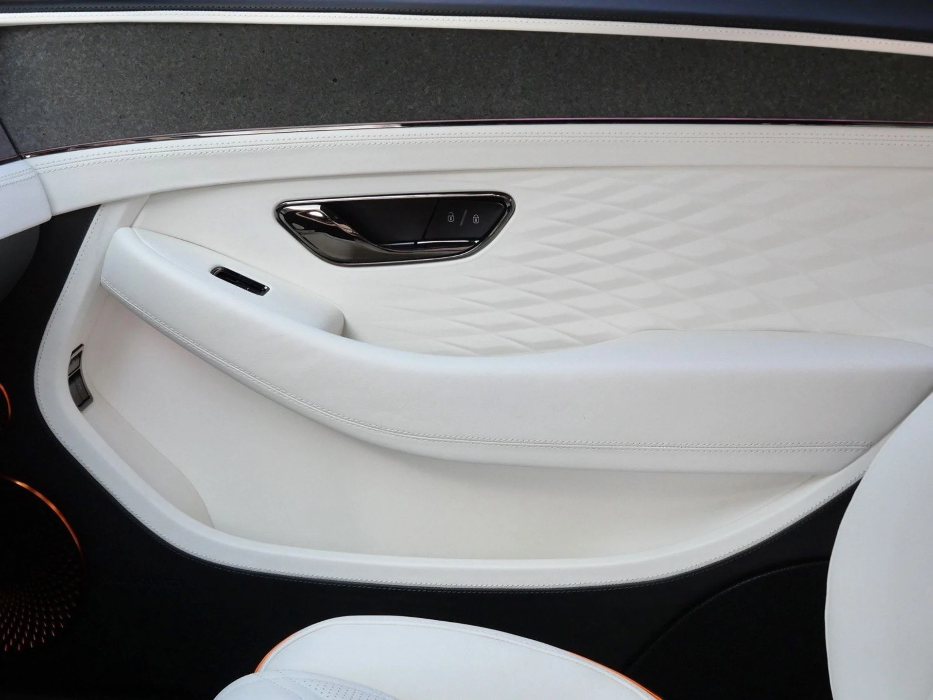 mph015_846742763_bad3079f9ffaadbc6fda76c4785540fax_7db53a92d4