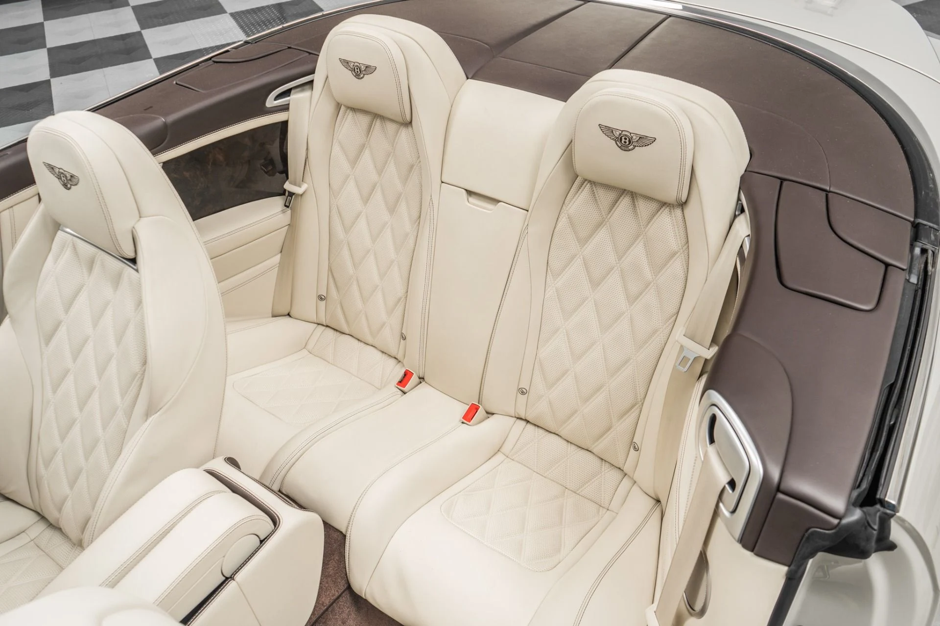 mph015_847477370_Used_2014_Bentley_Continental_GTC_Speed_Low_Miles_Extended_Veneers_Classic_Color_Combination_1785352164_41667ccd17