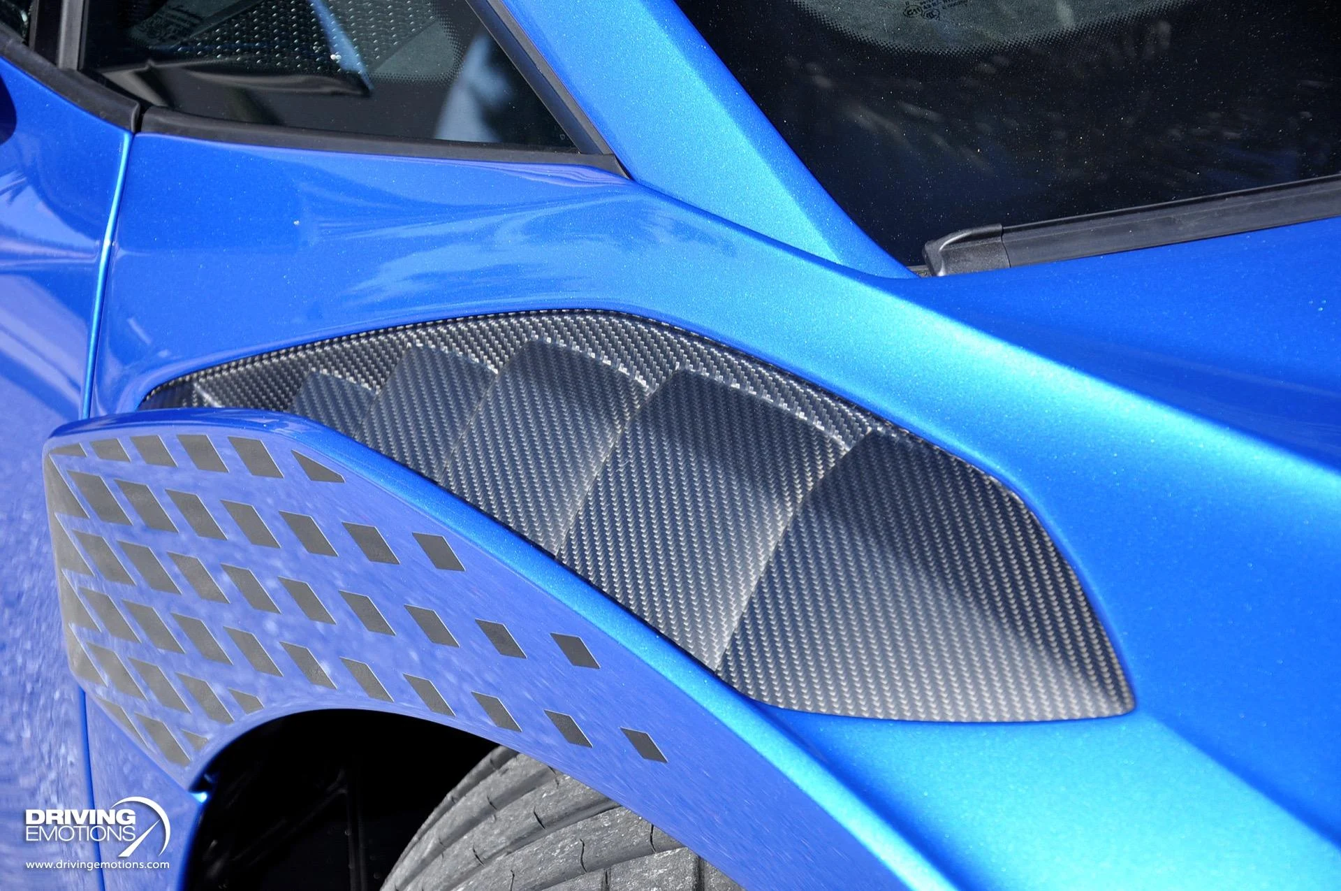 mph015_847531298_743_p16_l_9787a5691b