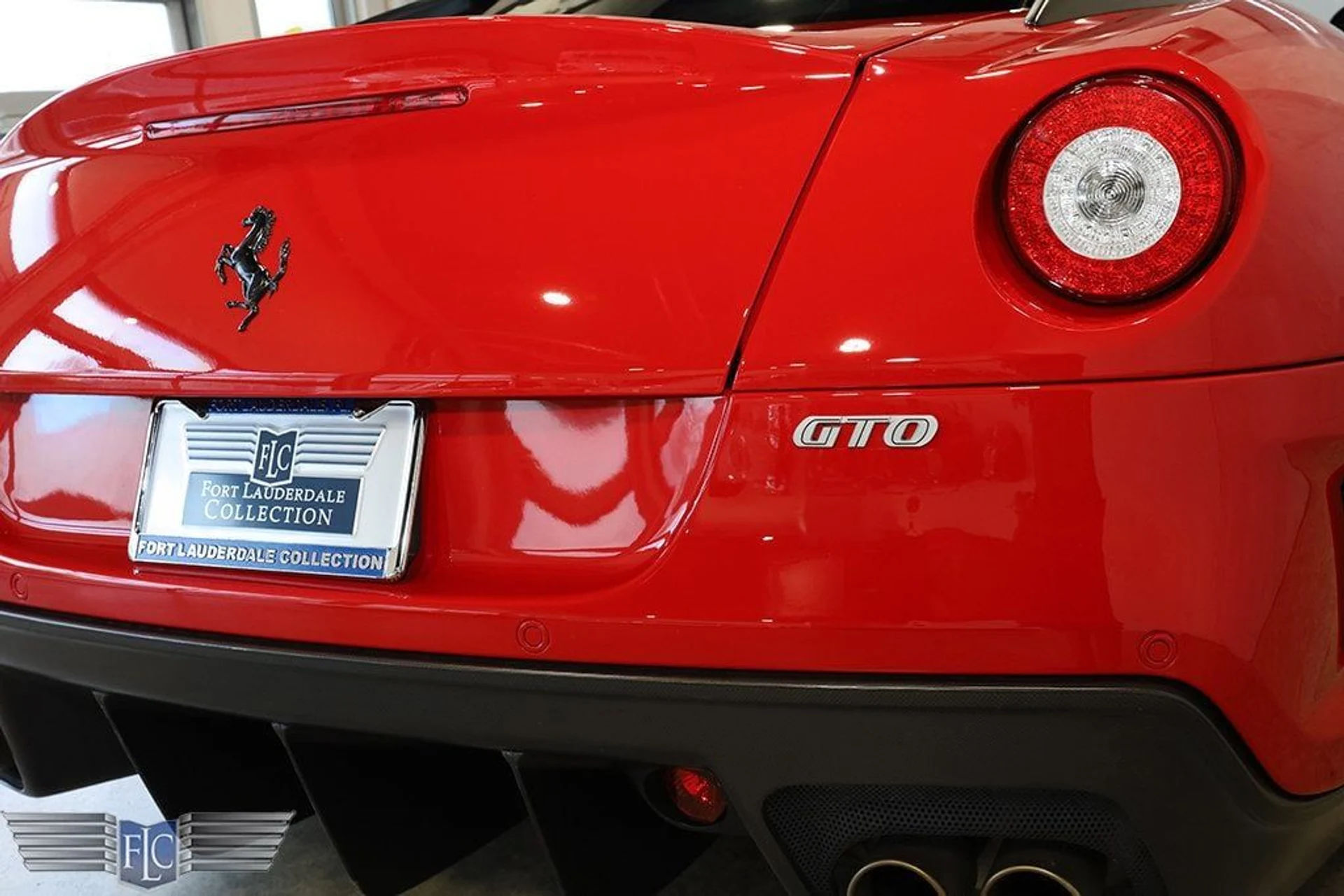 mph015_847947100_used_2011_ferrari_599_2drcoupegto_9689_22921279_16_1024_5f2a262584