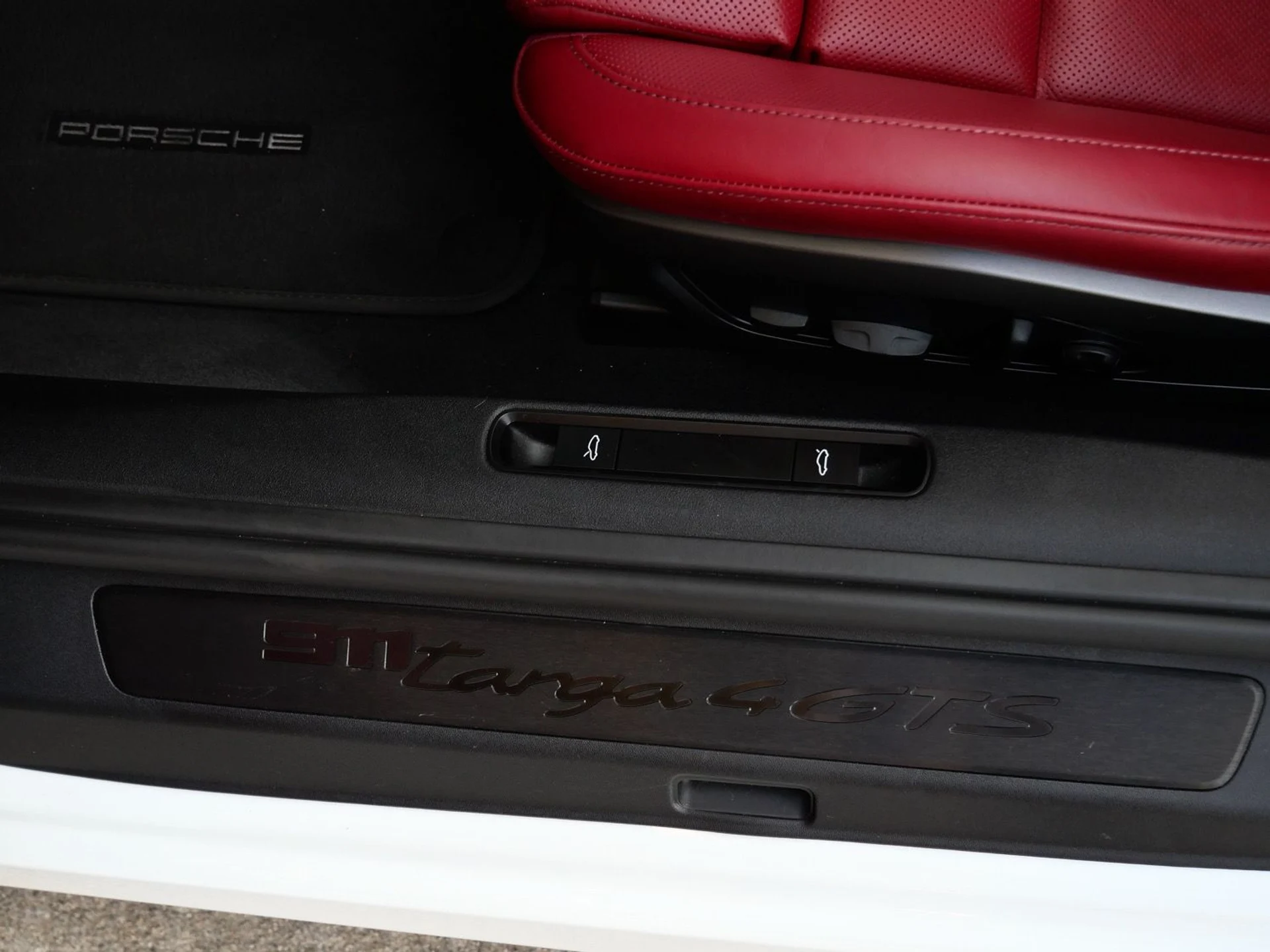 mph015_8495986_c9a6ce457ed6e886793665b5214a9918x_c32503a29e