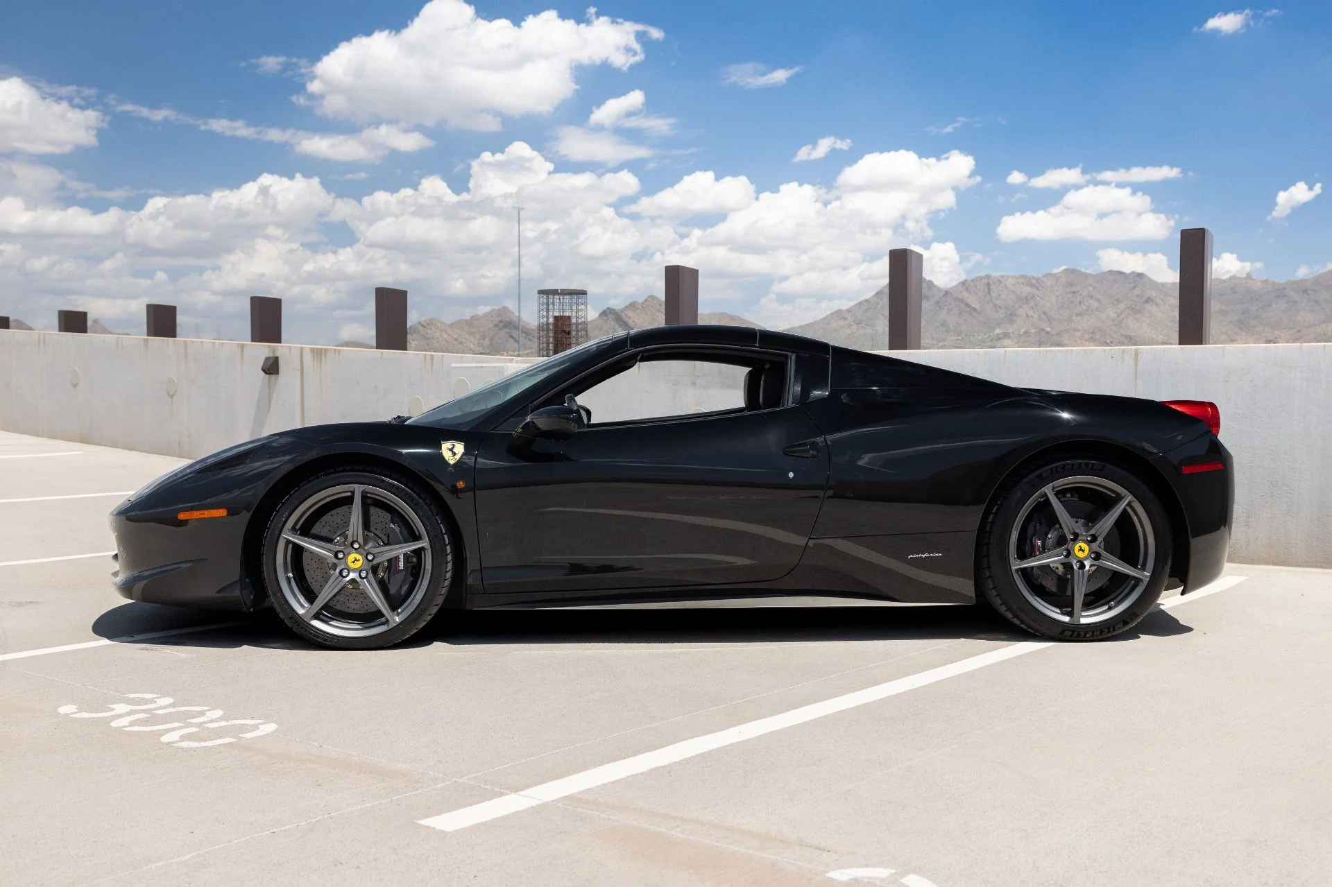 mph015_850183527_Used_2012_Ferrari_458_Spider_1788476074_5419b46a09