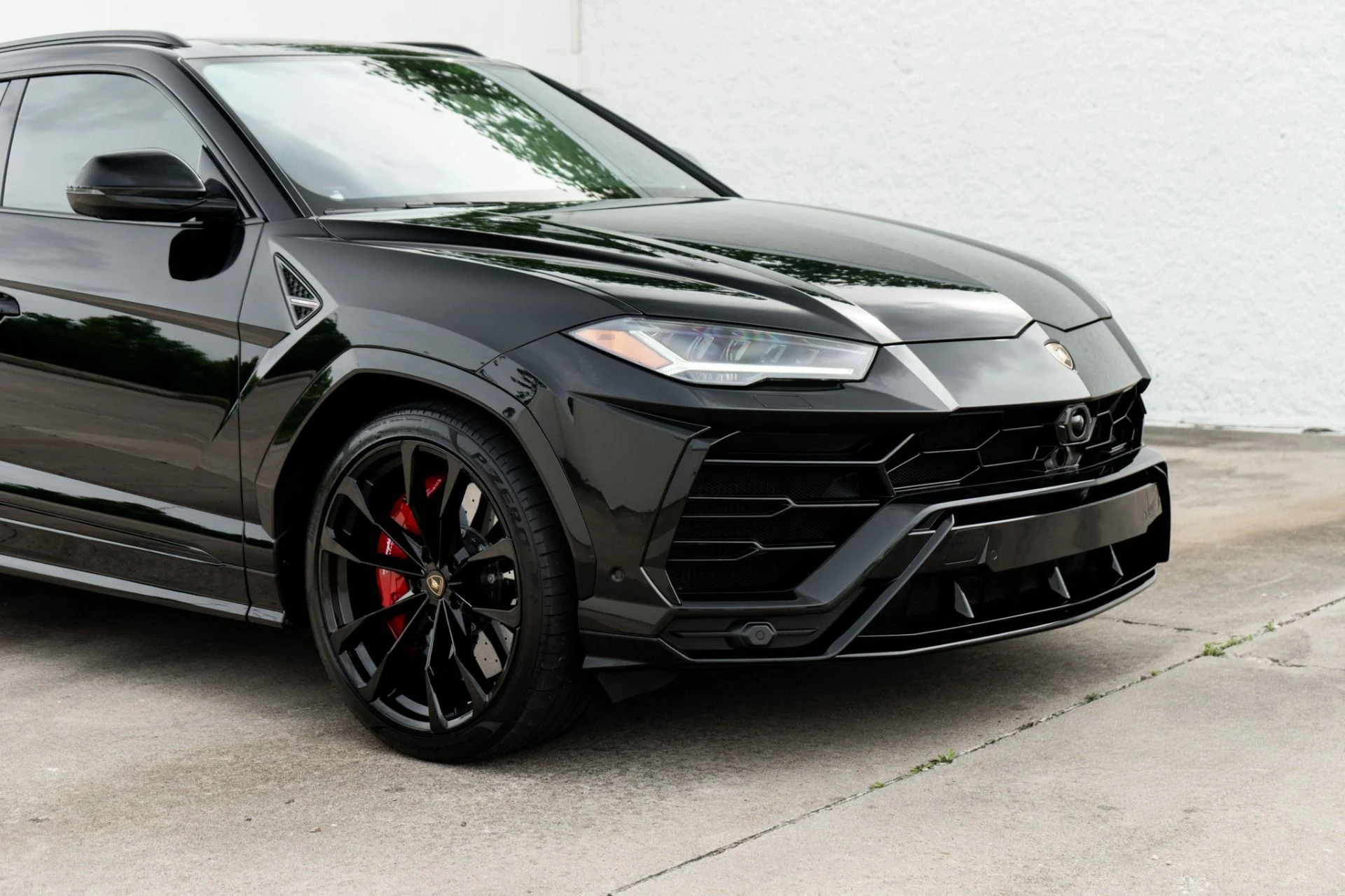 mph015_851314462_Used_2022_Lamborghini_Urus_1777500470_58ef7b8932