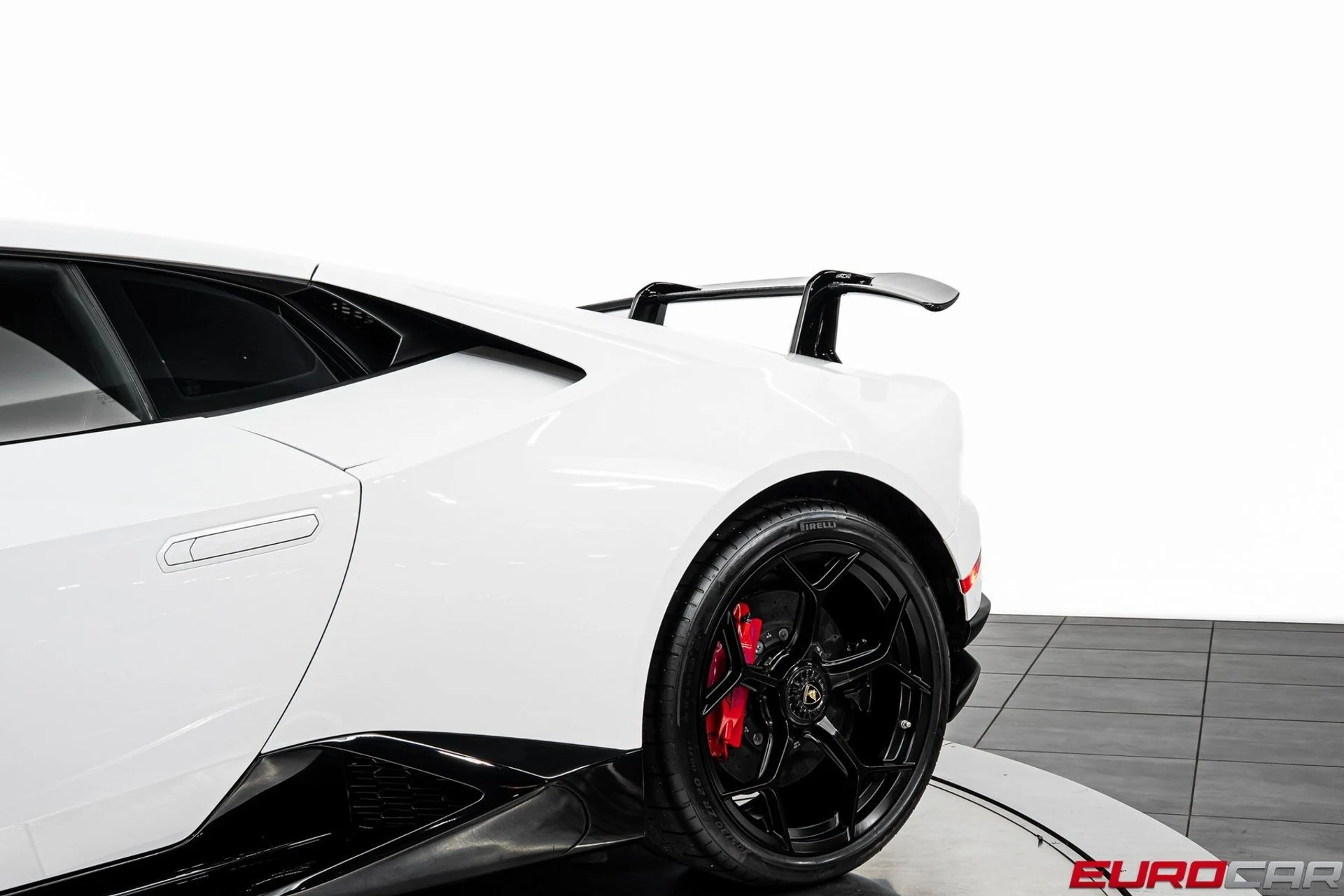 mph015_852576695_image_16_0e2668da02