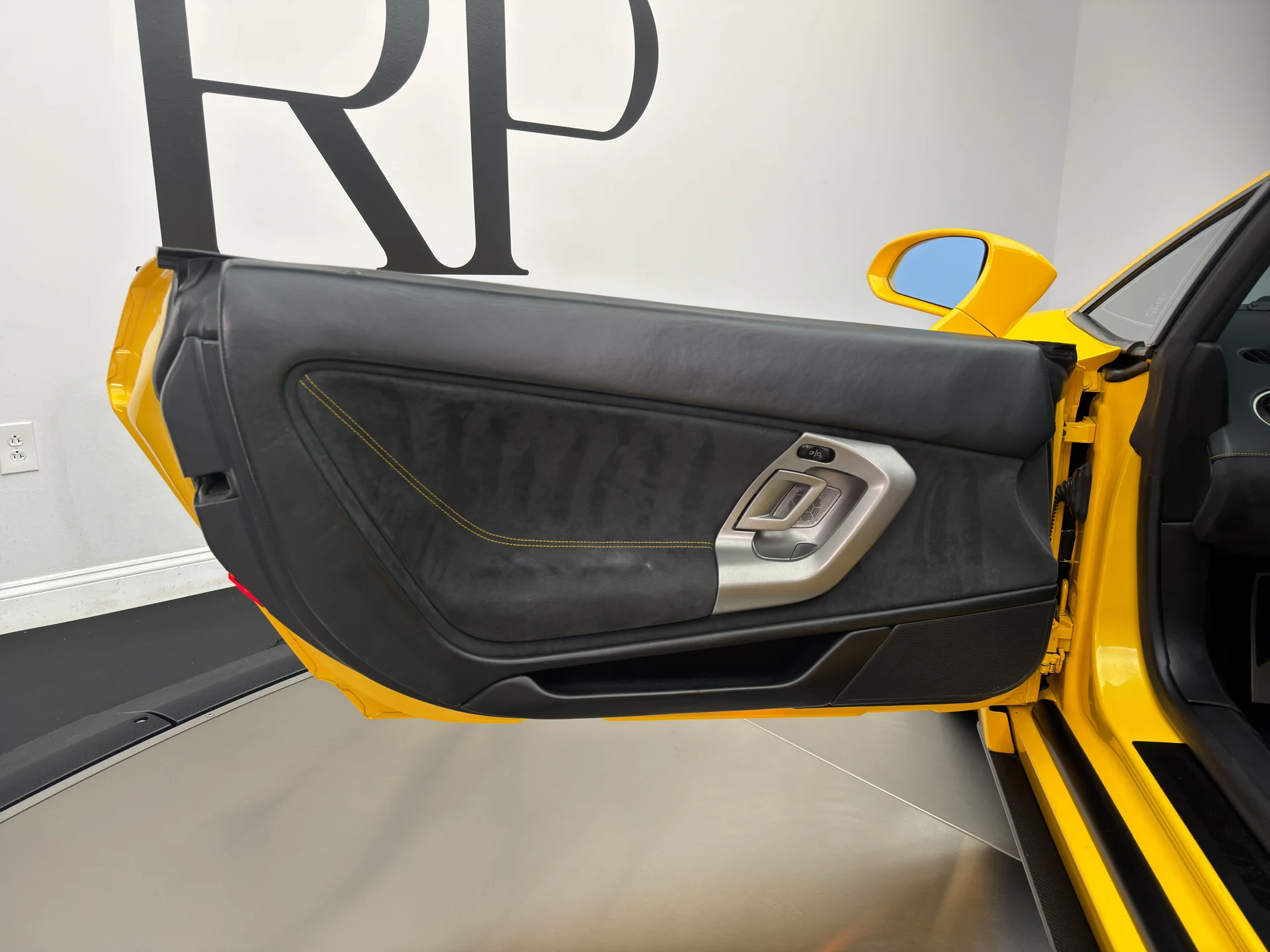 mph015_856489381_RPL_3775_interior_001_b60e3c5d67