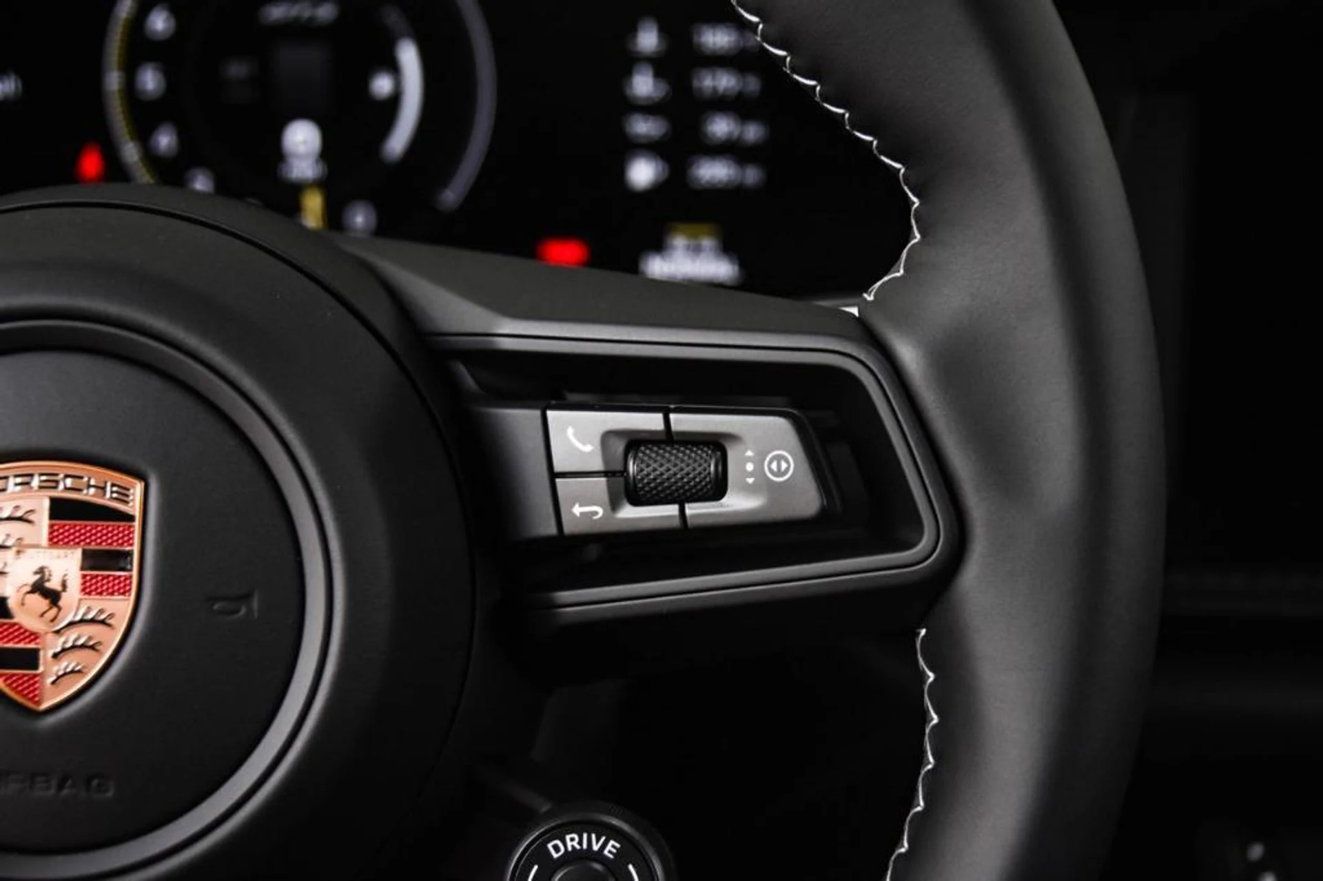 mph015_858706308_Tc_Ce_Z_Vlybe_Aw6jw_Sxeo_L0_LLBUY_25b3f8b847