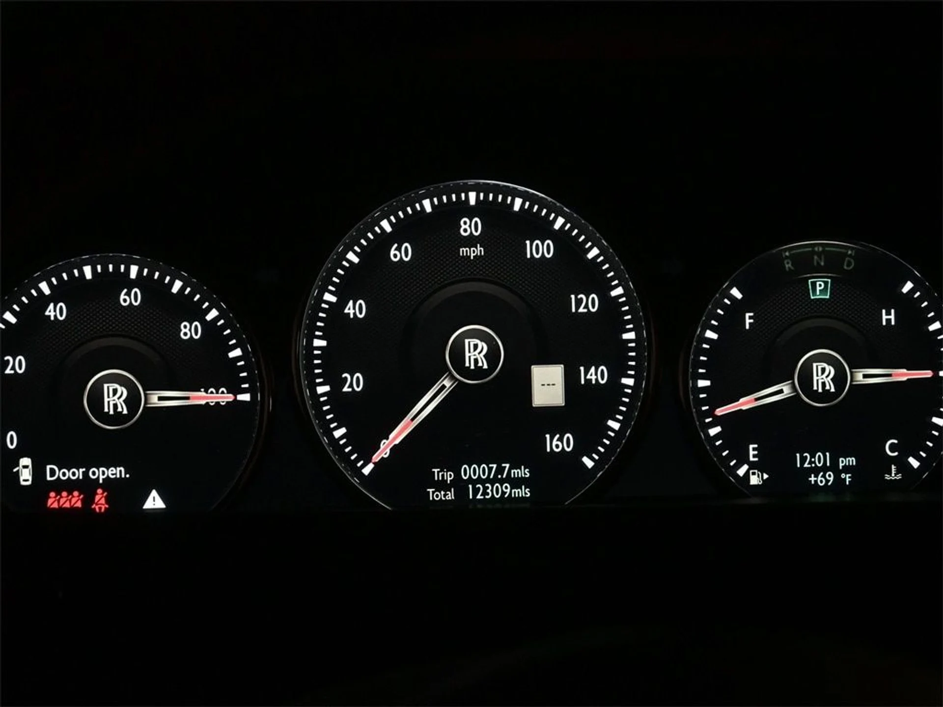 mph015_860971583_63065477363f443e8ca53019e823f761x_370193186a