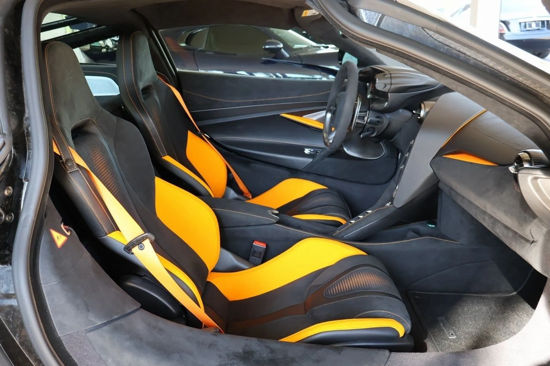 mph015_86585804_16_010ff309fa