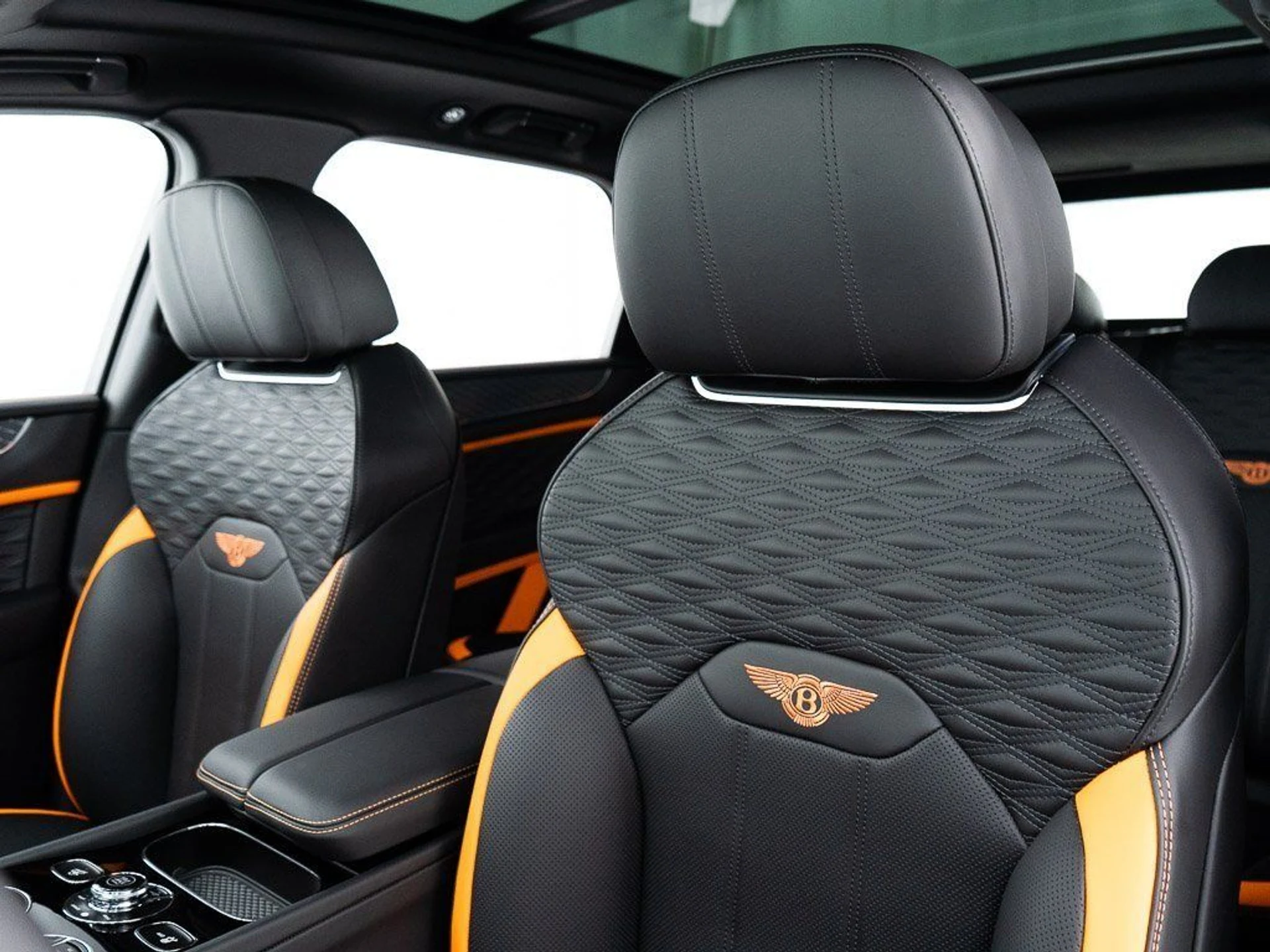 mph015_872552914_ba016b3c4f37cbac64b223cf0612cf9d_66bd232104